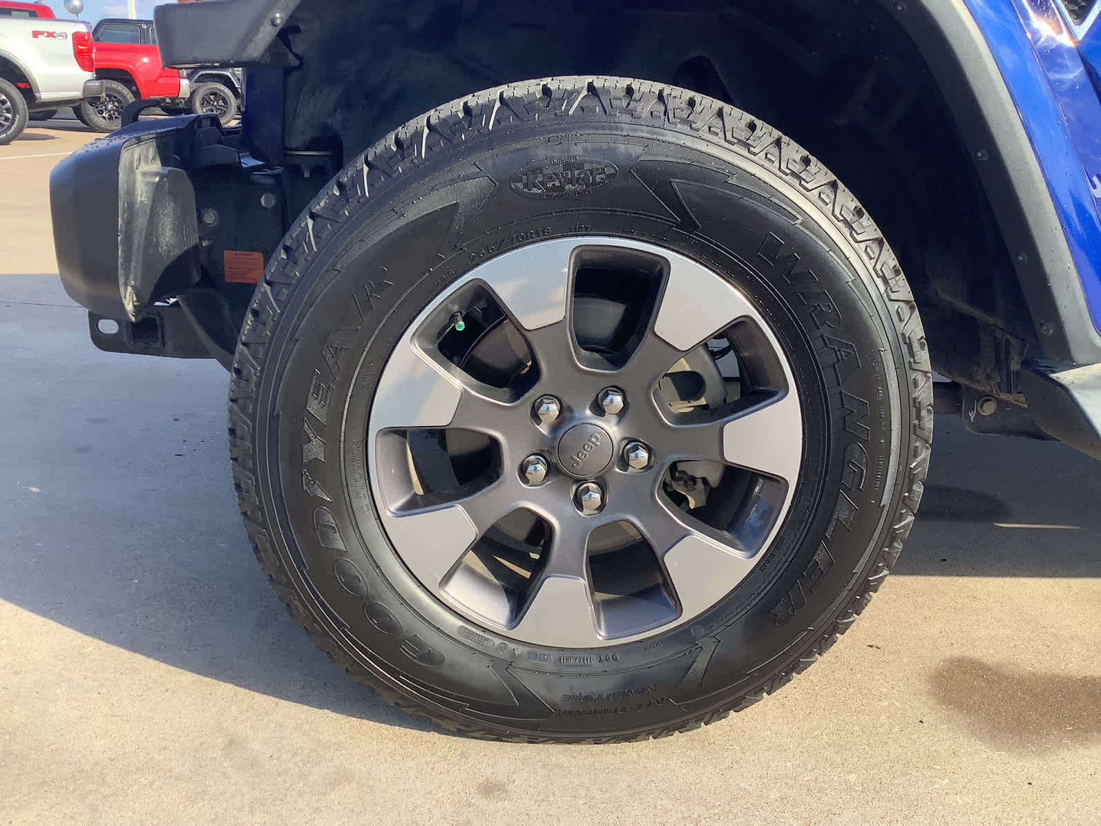 Used Car 2018 Jeep Wrangler Unlimited  Sahara For Sale Under $30,000 In Waco, Texas