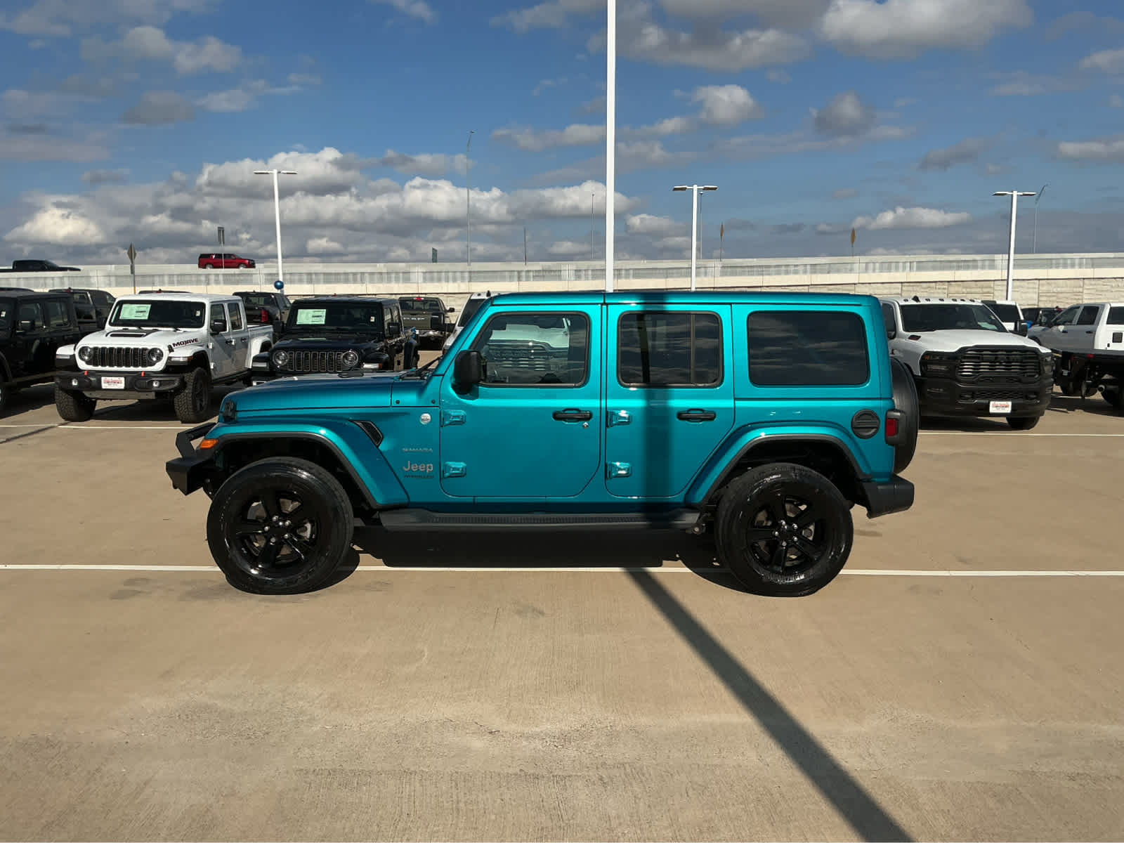 Used Car 2020 Jeep Wrangler Unlimited  Sahara For Sale Under $30,000 In Waco, Texas