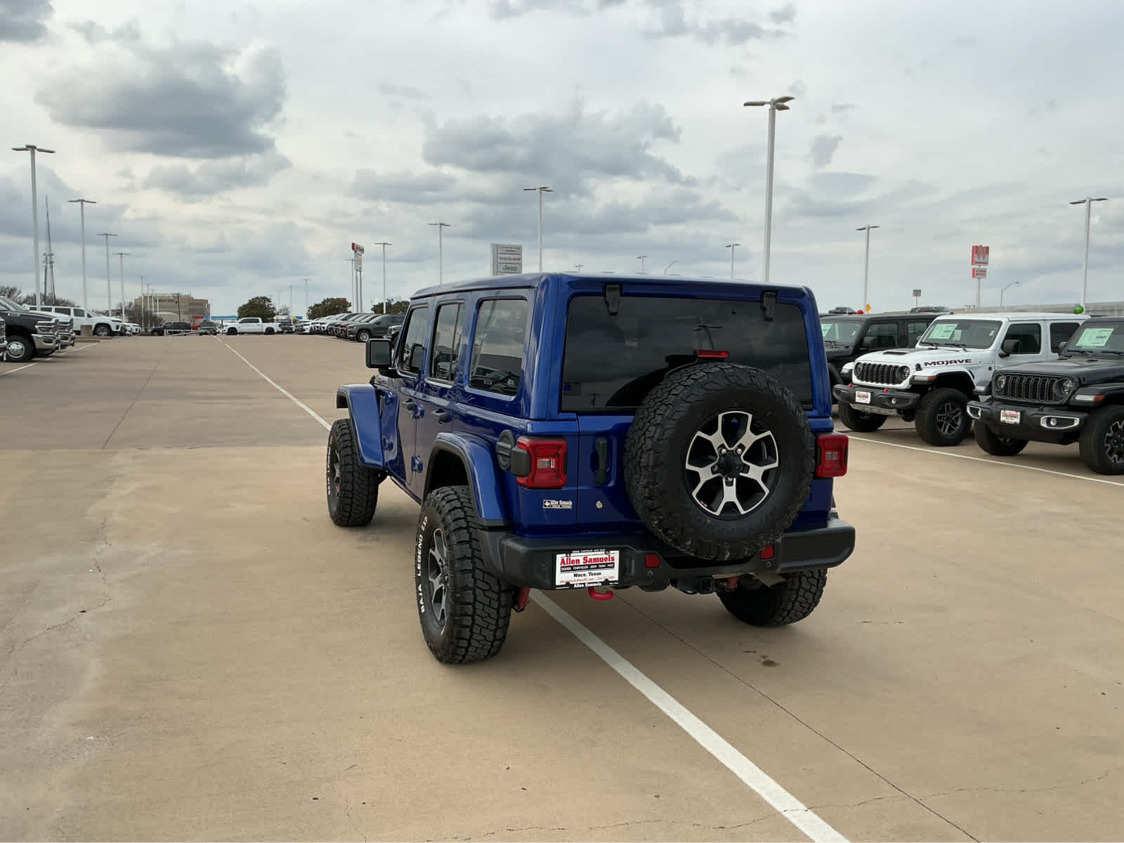 Used Car 2018 Jeep Wrangler Unlimited  Rubicon For Sale Under $30,000 In Waco, Texas