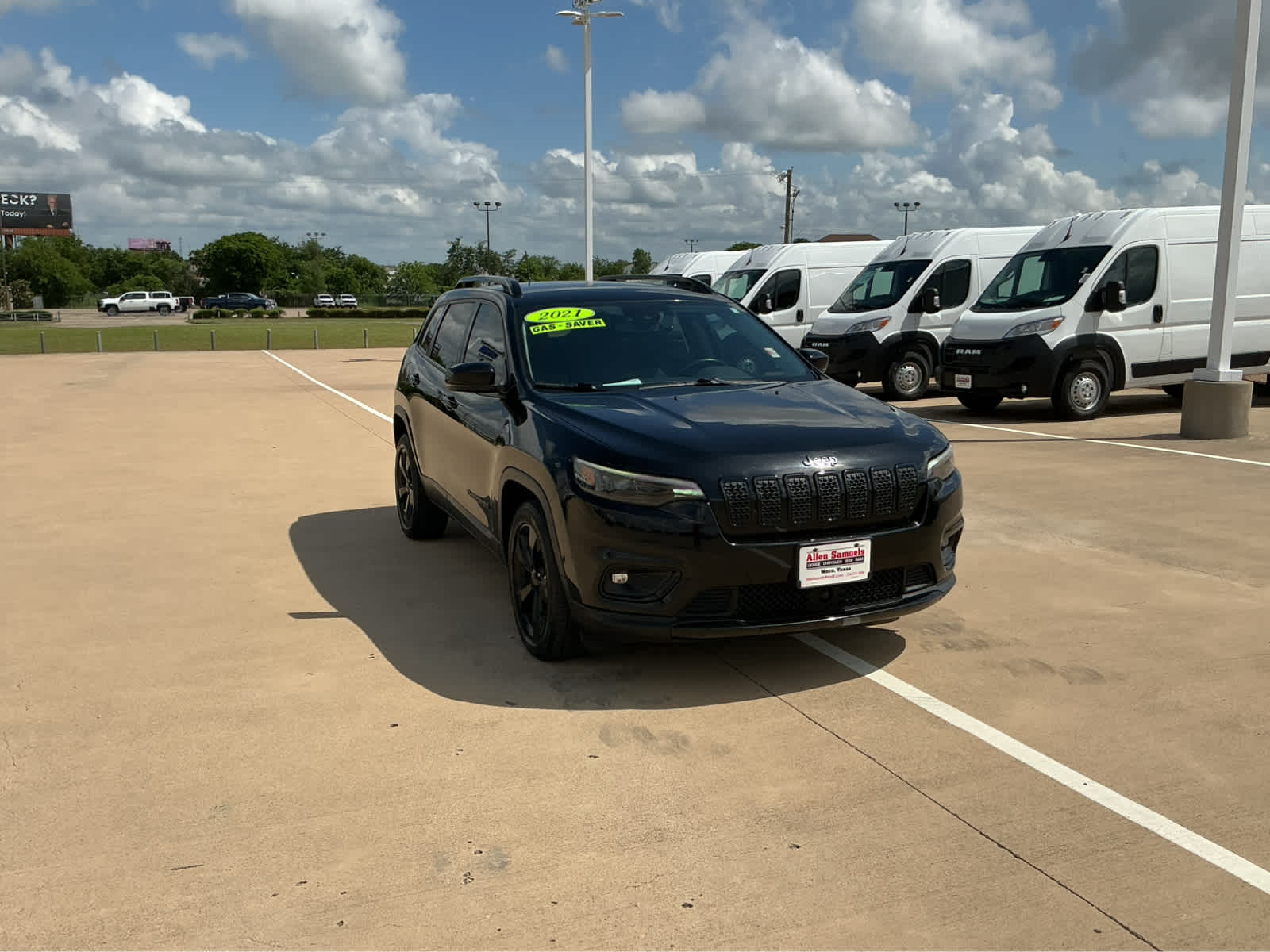 Used Car 2021 Jeep Cherokee  Altitude For Sale Under $20,000 In Waco, Texas