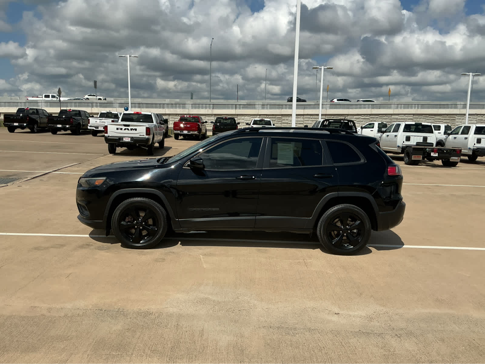 Used Car 2021 Jeep Cherokee  Altitude For Sale Under $20,000 In Waco, Texas