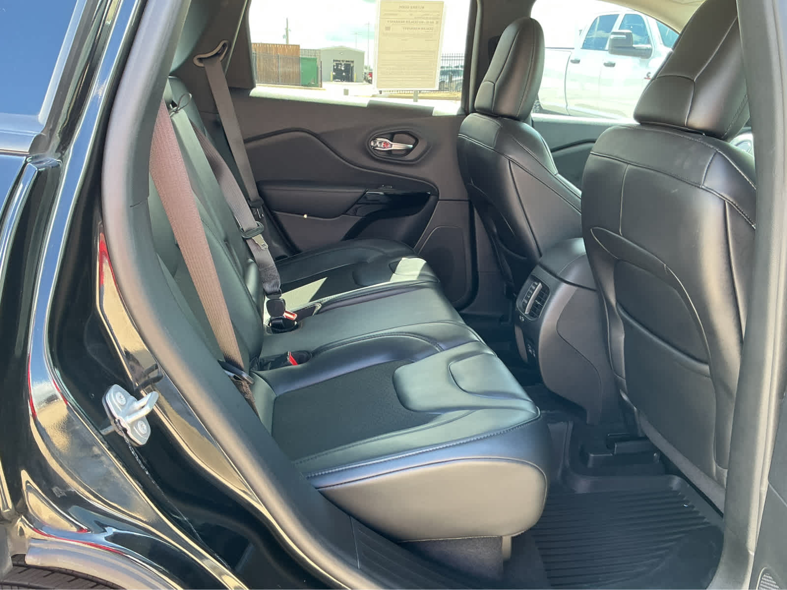Used Car 2021 Jeep Cherokee  Altitude For Sale Under $20,000 In Waco, Texas