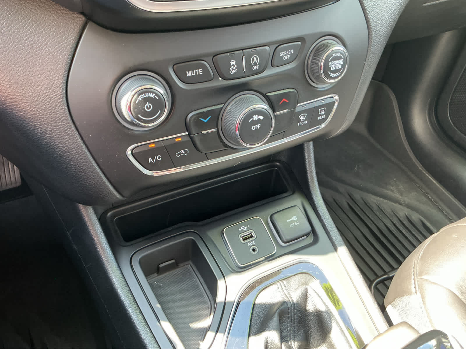 Used Car 2021 Jeep Cherokee  Altitude For Sale Under $20,000 In Waco, Texas