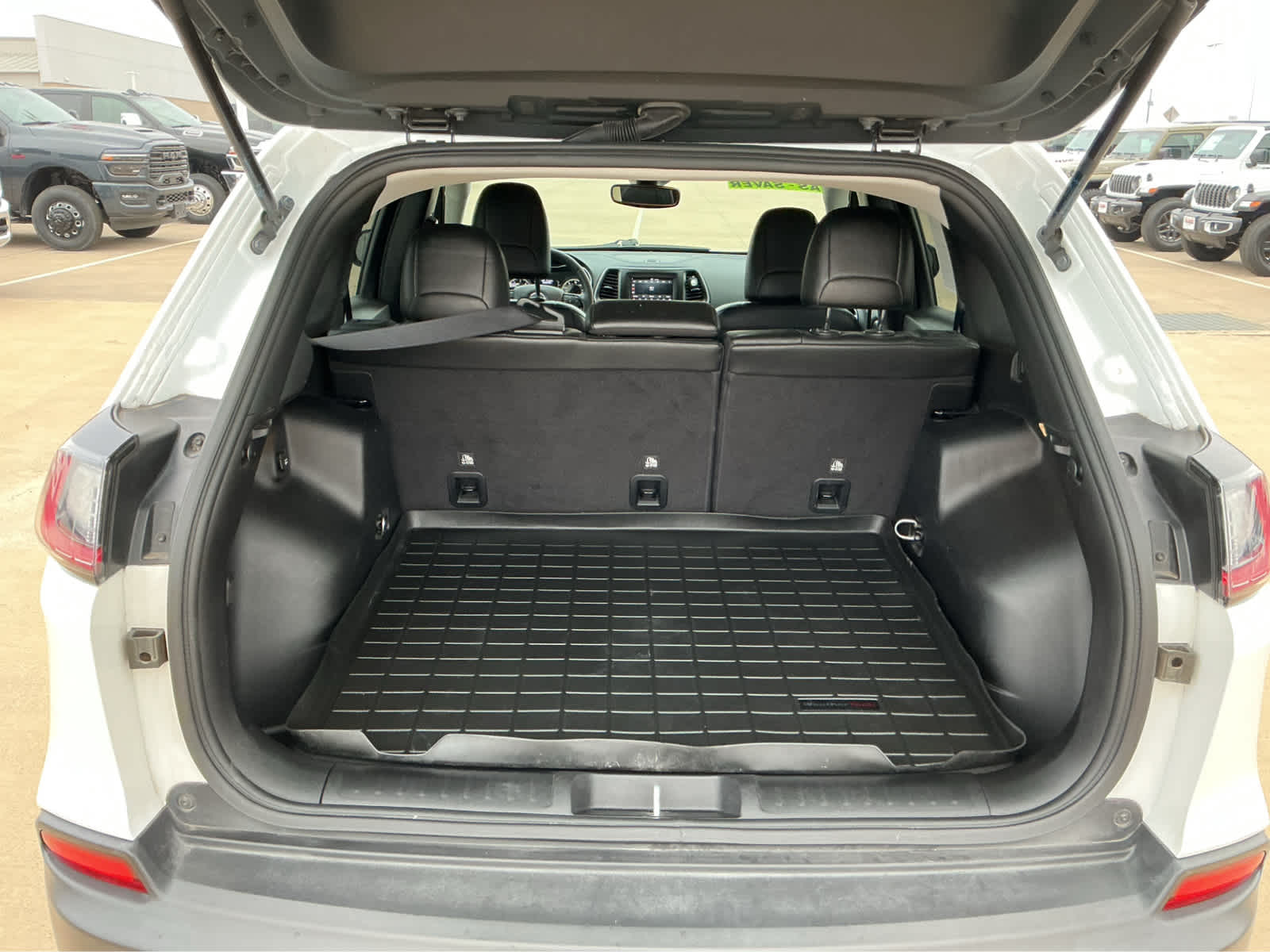 Used Car 2021 Jeep Cherokee  Altitude For Sale Under $20,000 In Waco, Texas