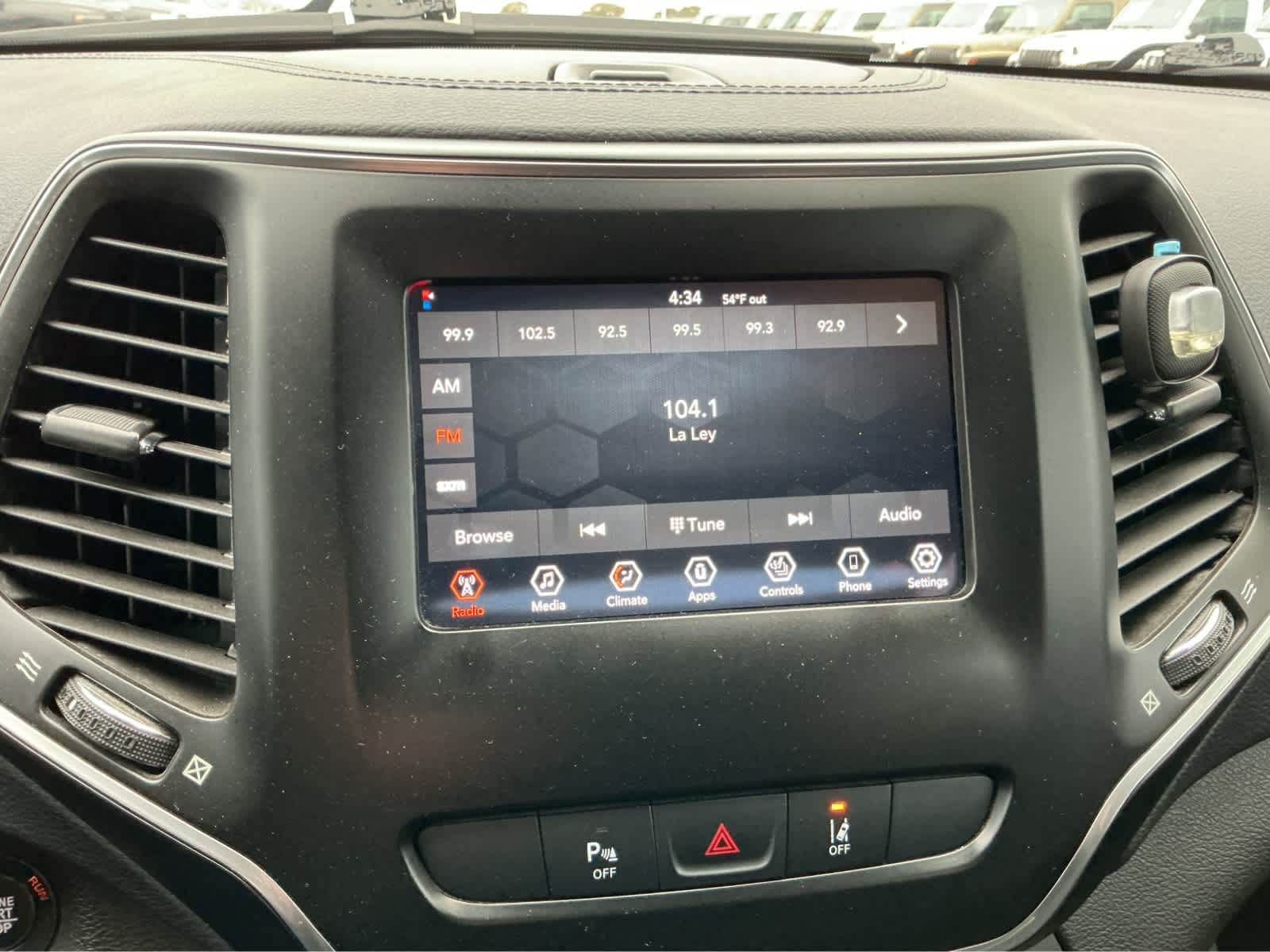 Used Car 2021 Jeep Cherokee  Altitude For Sale Under $20,000 In Waco, Texas