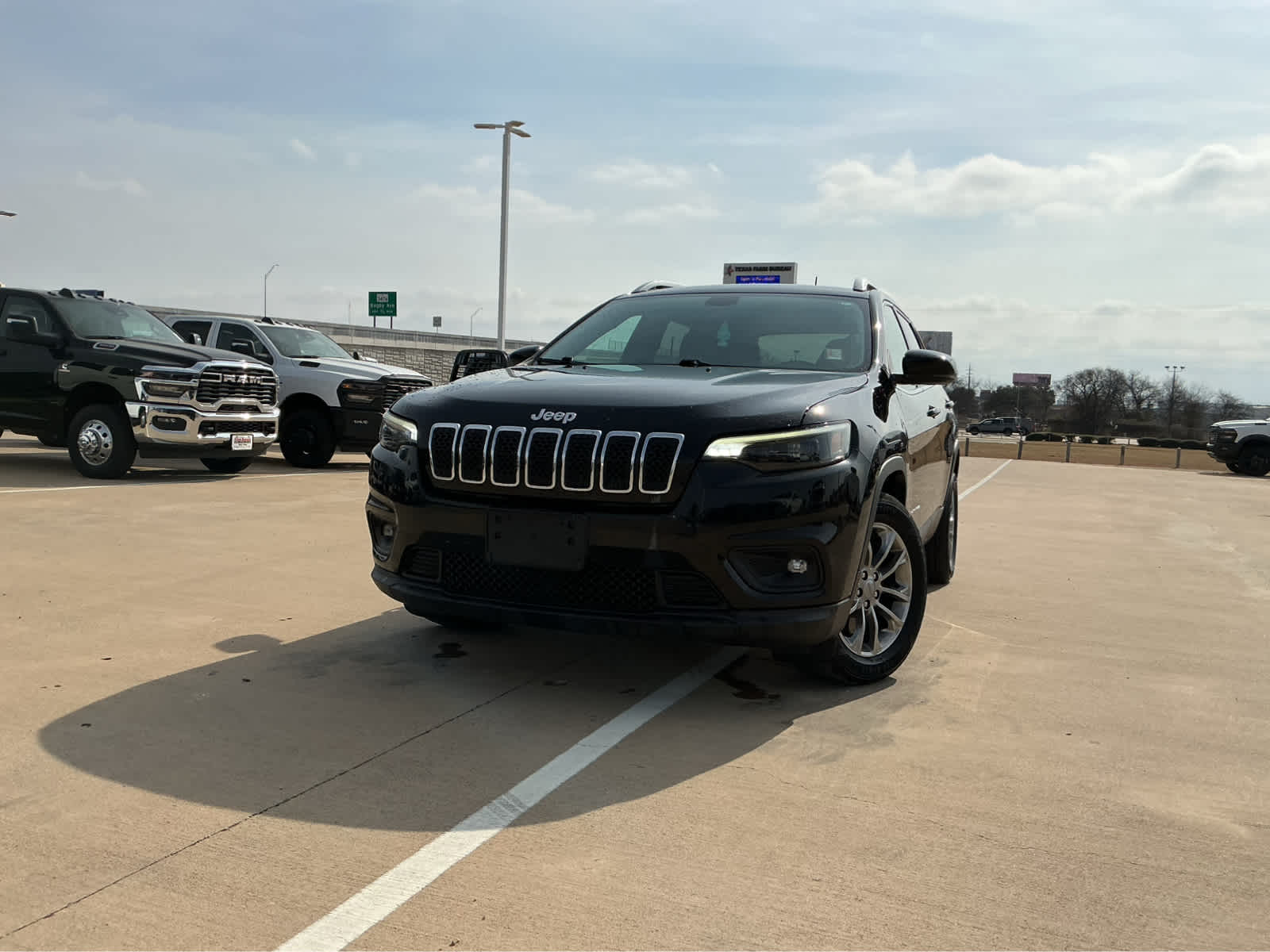 Used Car 2019 Jeep Cherokee  Latitude Plus For Sale Under $15,000 In Waco, Texas