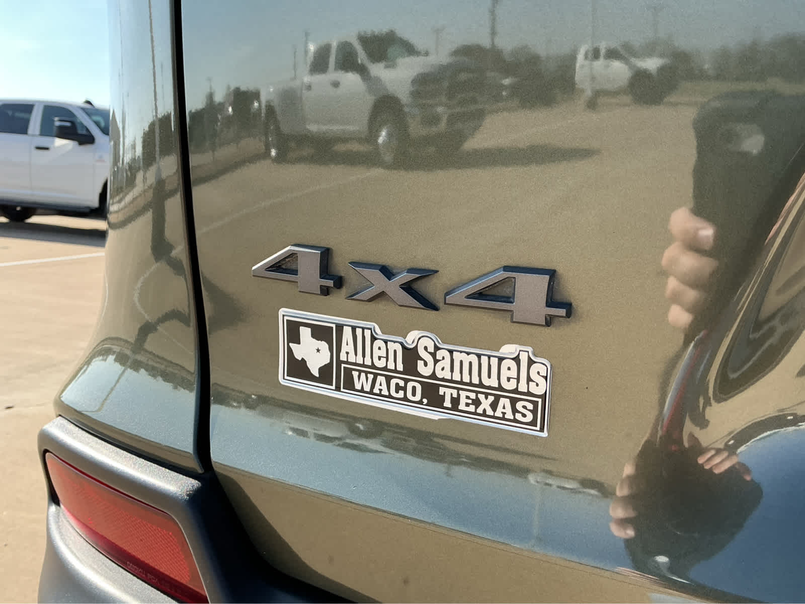 Used Car 2021 Jeep Cherokee  Trailhawk For Sale Under $30,000 In Waco, Texas