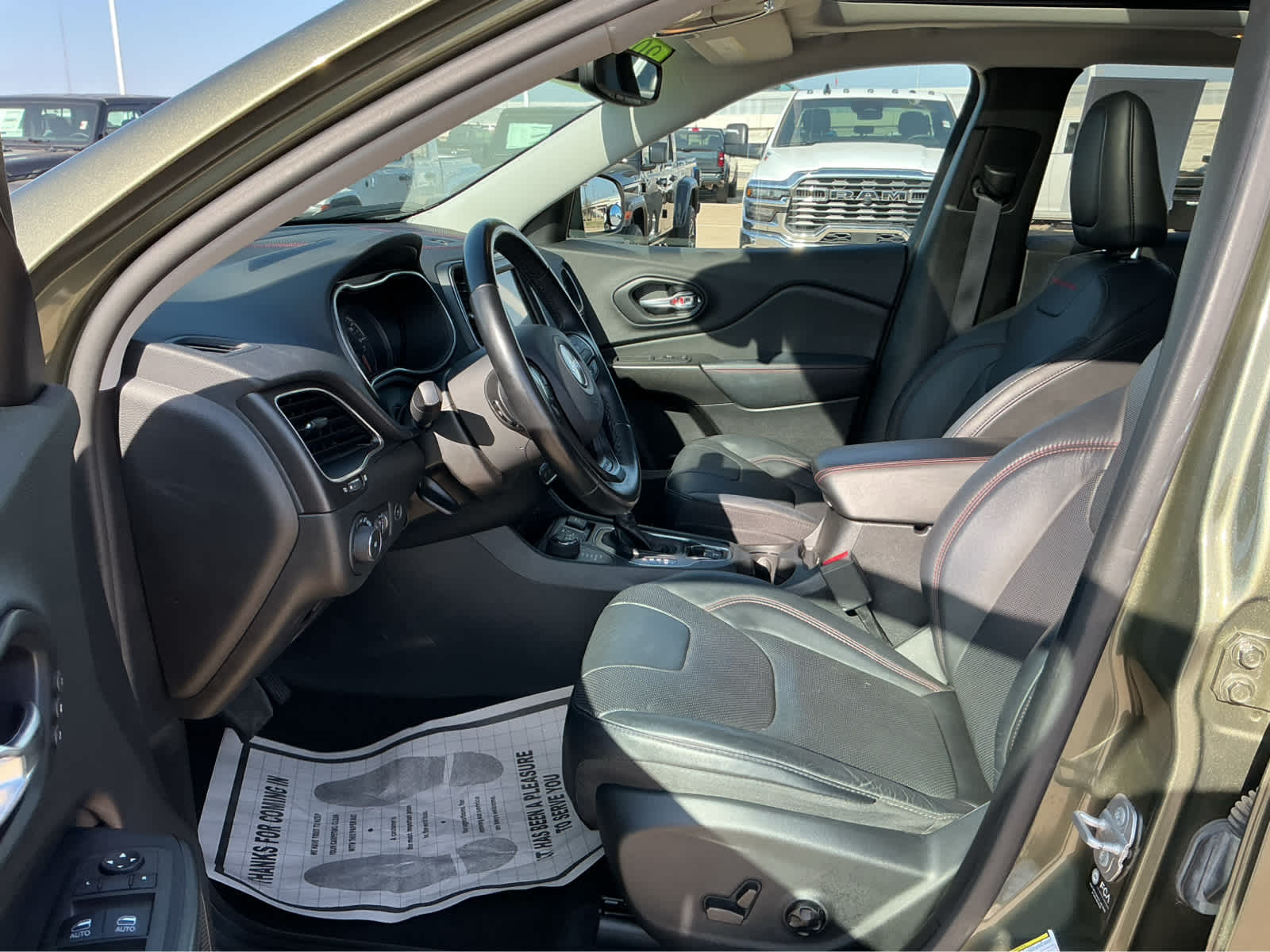 Used Car 2021 Jeep Cherokee  Trailhawk For Sale Under $30,000 In Waco, Texas