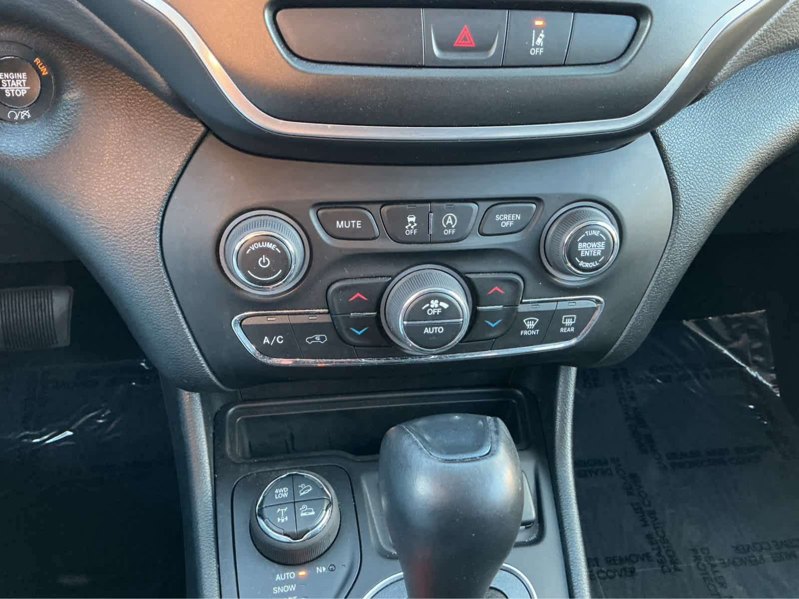 used 2022 Jeep Cherokee car, priced at $29,625