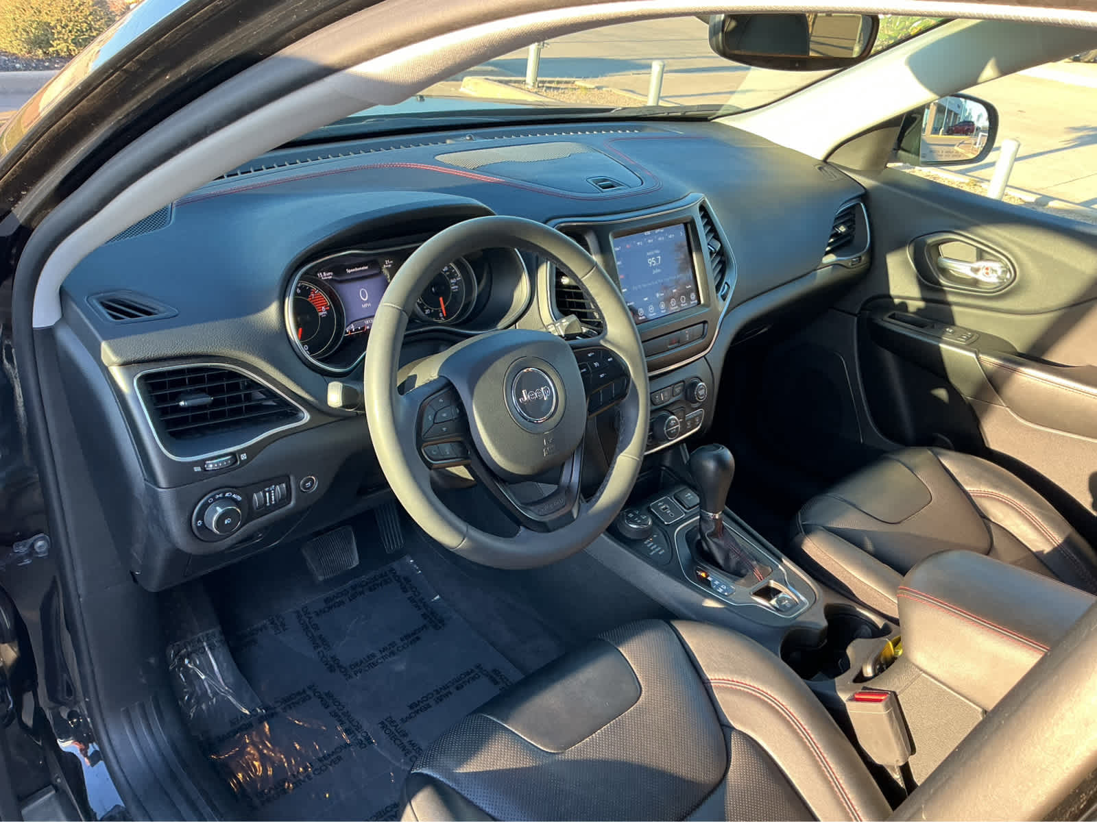 used 2022 Jeep Cherokee car, priced at $29,625