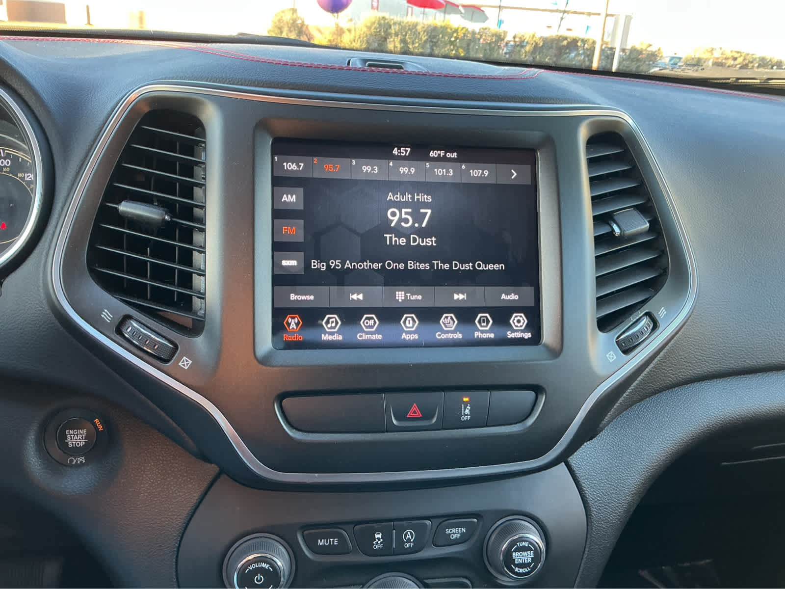 used 2022 Jeep Cherokee car, priced at $29,625