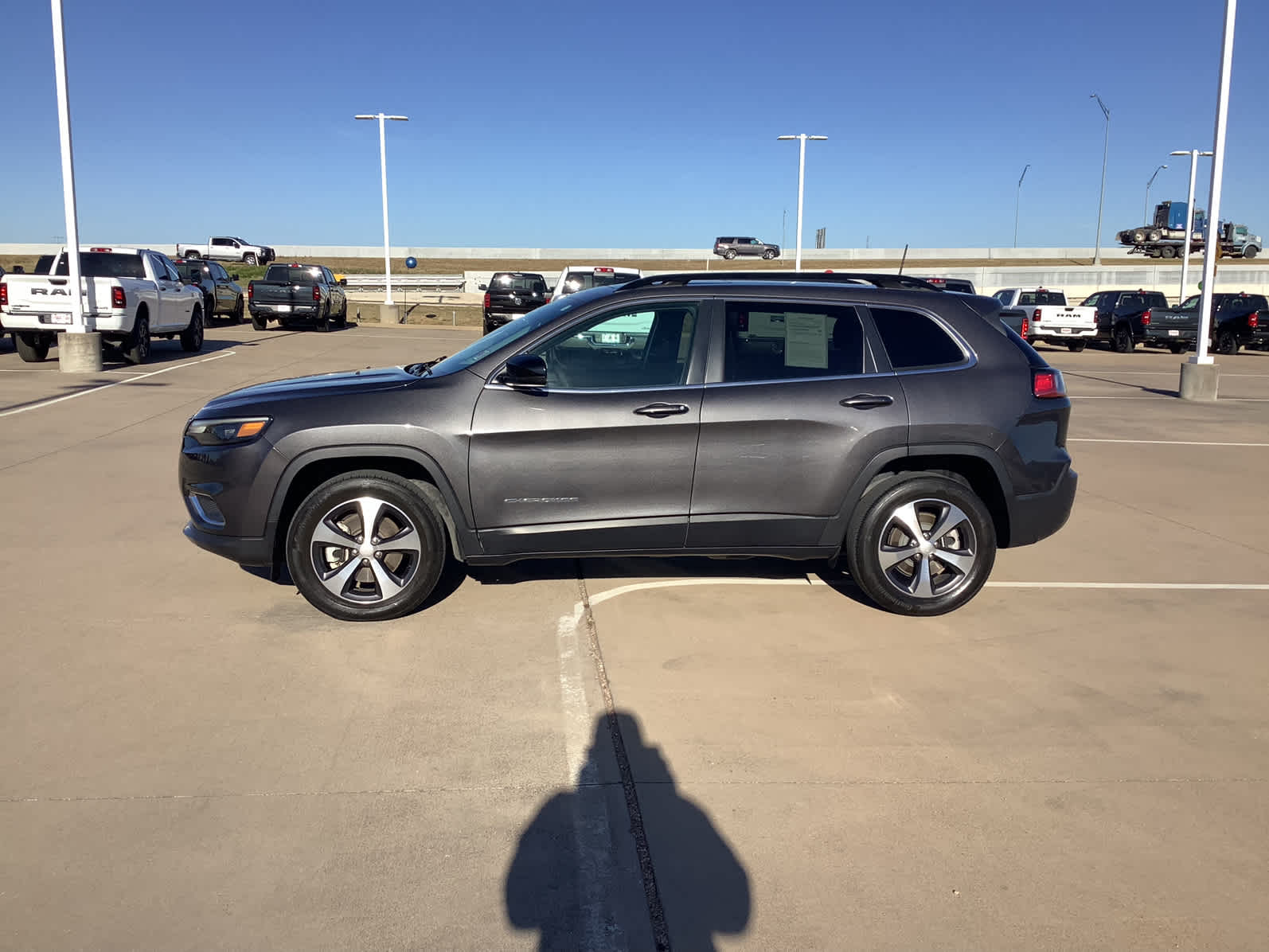 Used Car 2022 Jeep Cherokee  Limited For Sale Under $30,000 In Waco, Texas