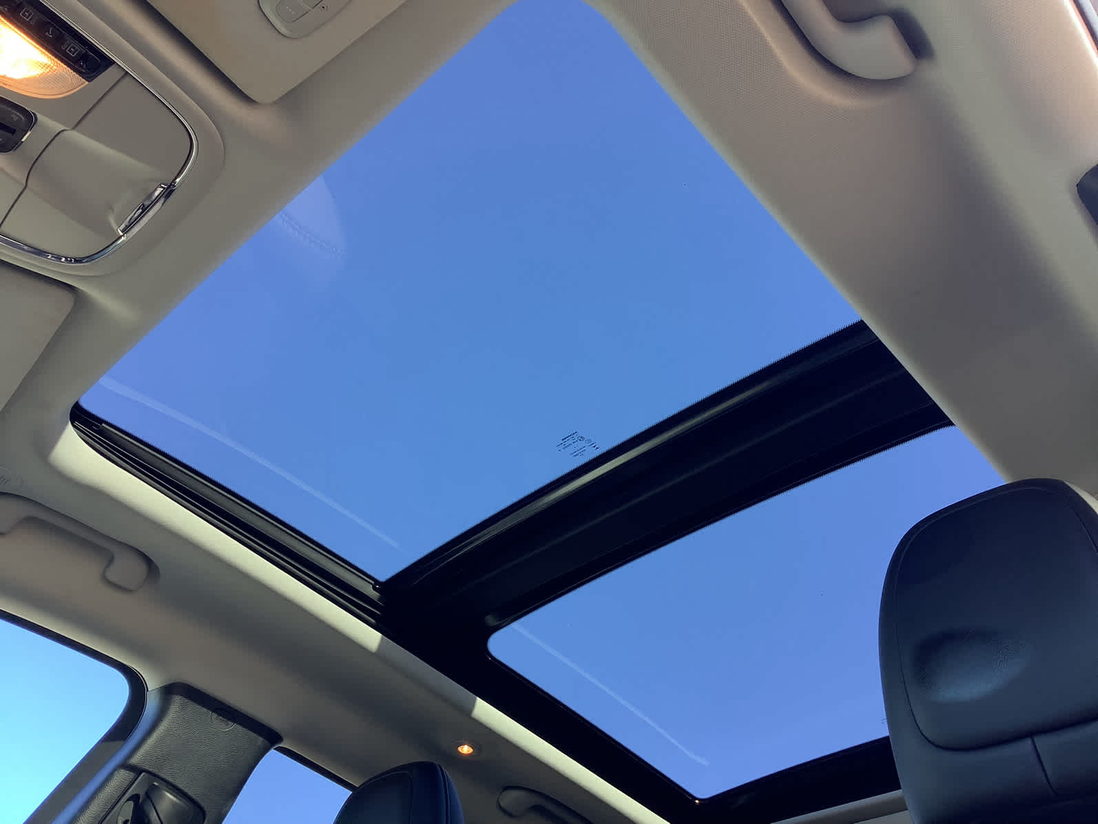 Used Car 2022 Jeep Cherokee  Limited For Sale Under $30,000 In Waco, Texas