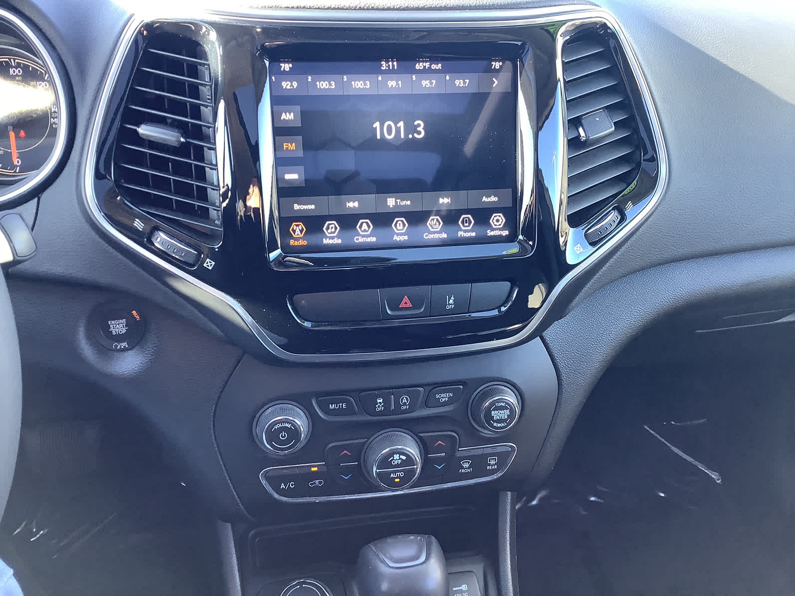 Used Car 2022 Jeep Cherokee  Limited For Sale Under $30,000 In Waco, Texas