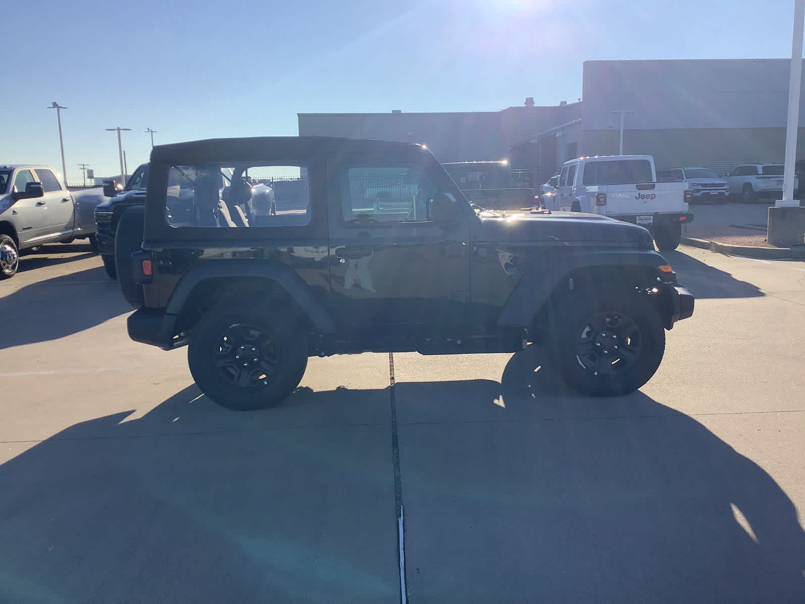 new 2026 Jeep Wrangler car, priced at $36,623