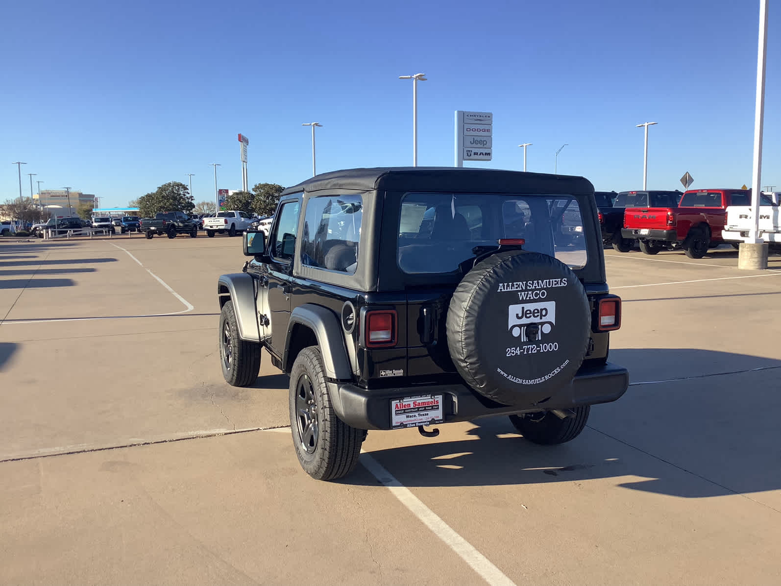 new 2026 Jeep Wrangler car, priced at $36,623
