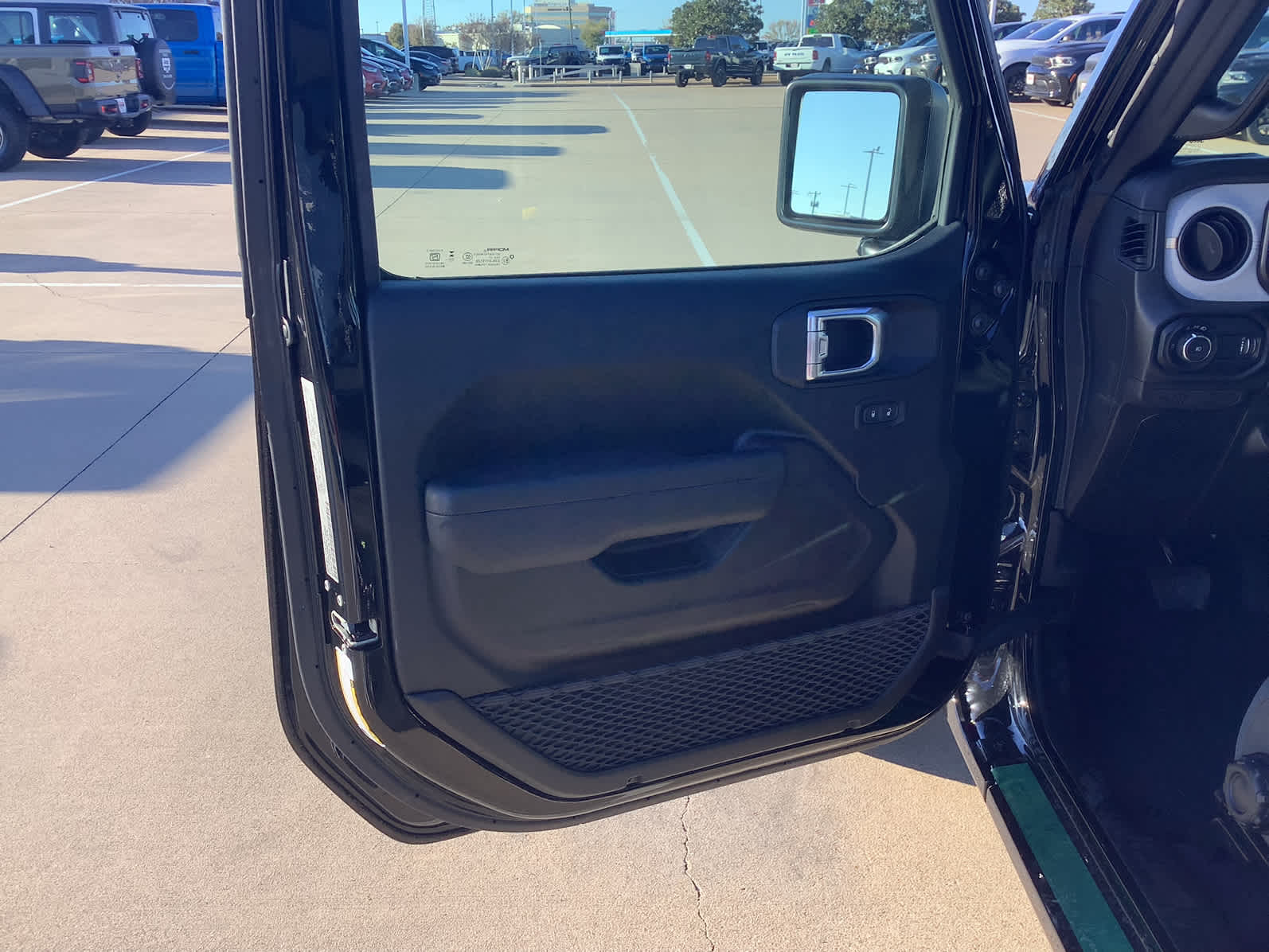 new 2026 Jeep Wrangler car, priced at $36,623