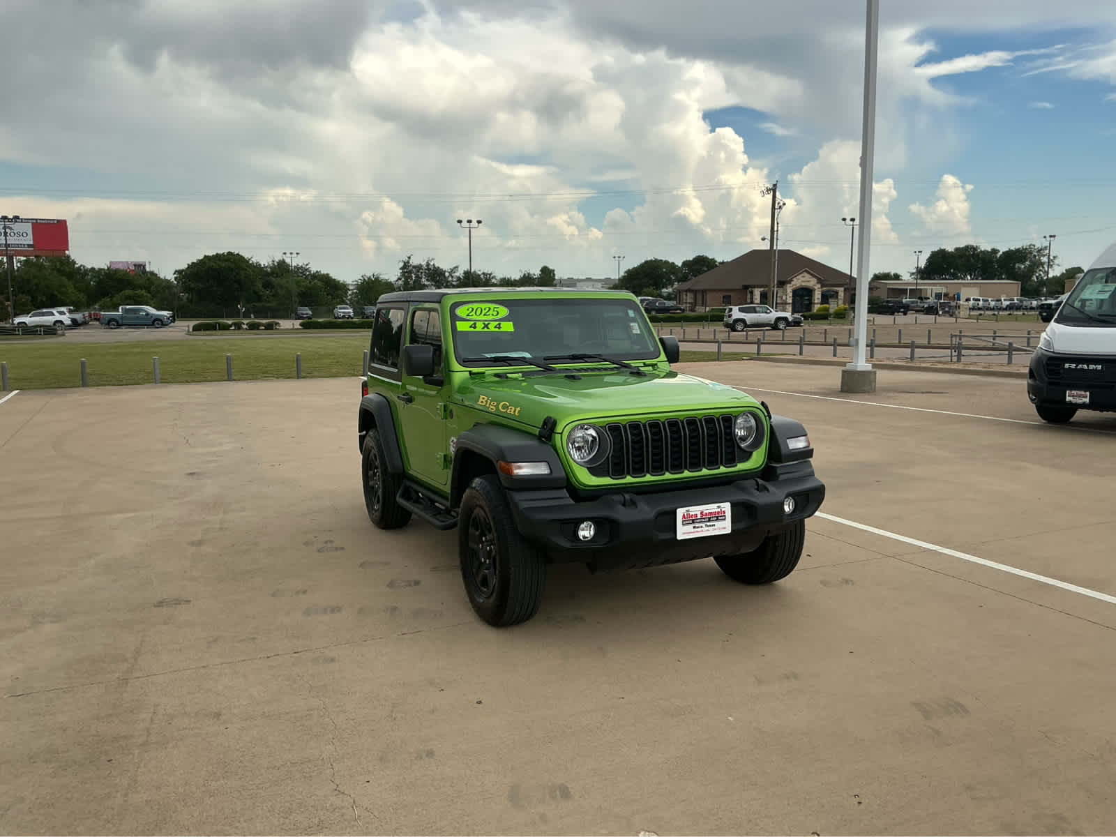used 2025 Jeep Wrangler car, priced at $36,450
