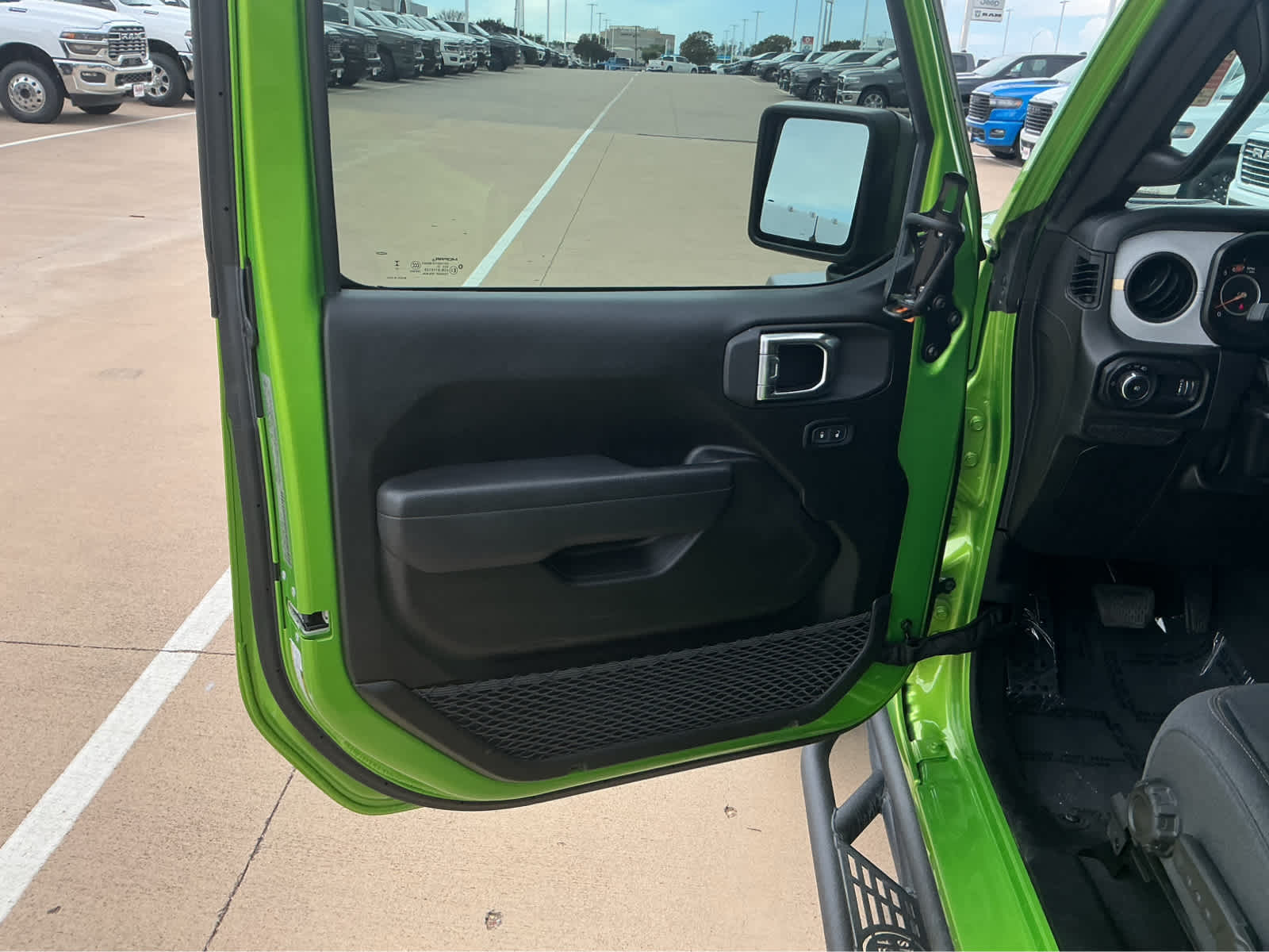 used 2025 Jeep Wrangler car, priced at $36,450