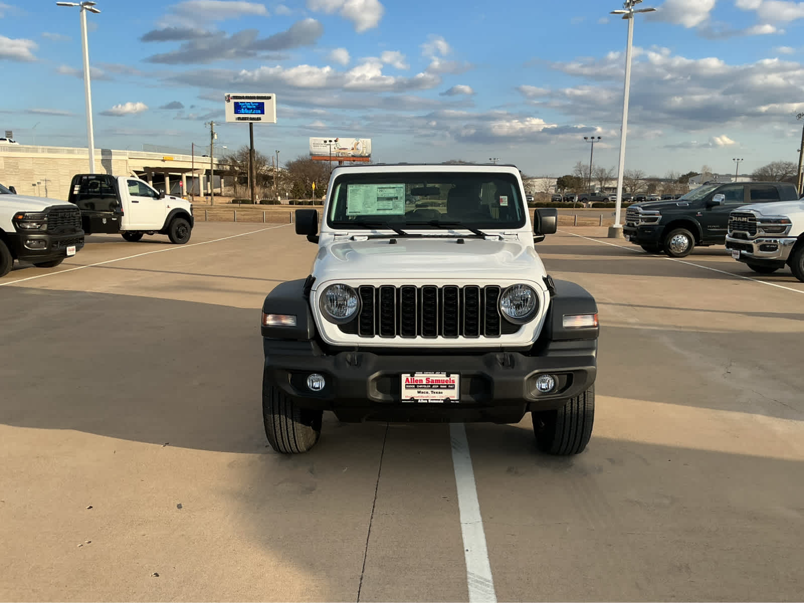 new 2026 Jeep Wrangler car, priced at $45,385