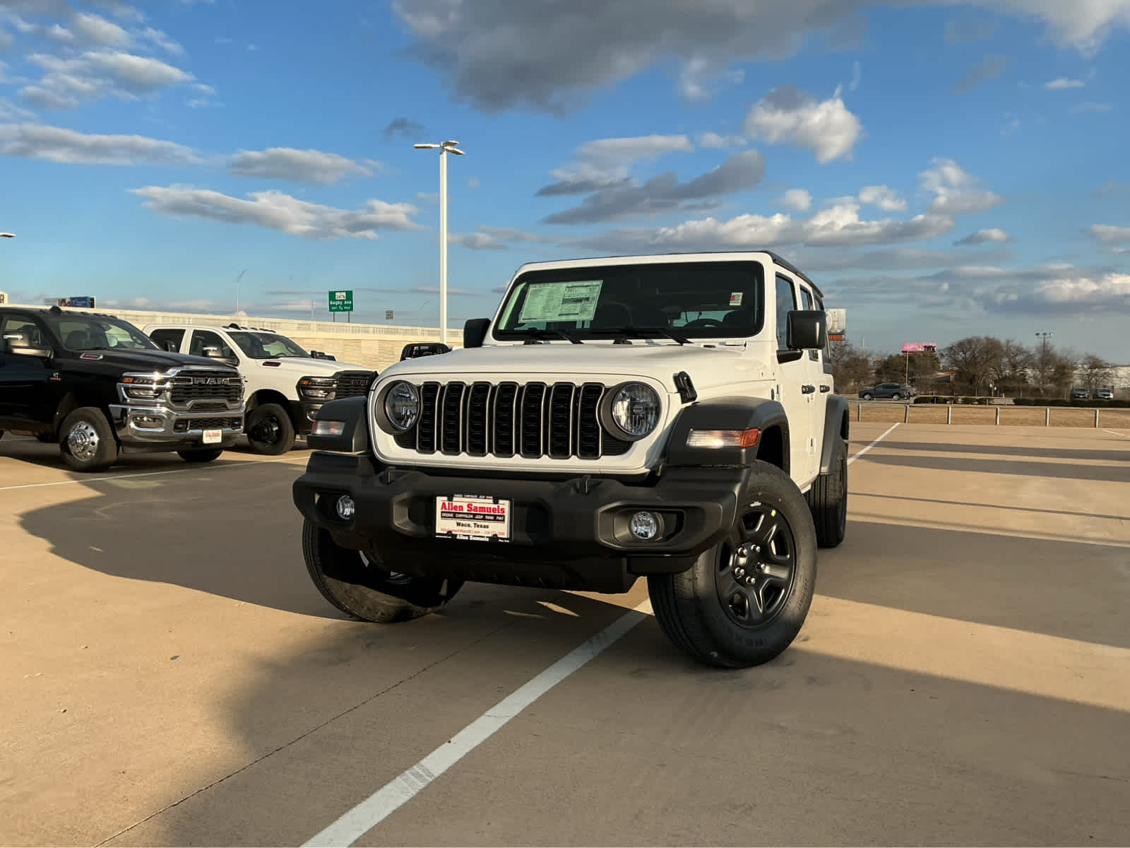 new 2026 Jeep Wrangler car, priced at $45,385