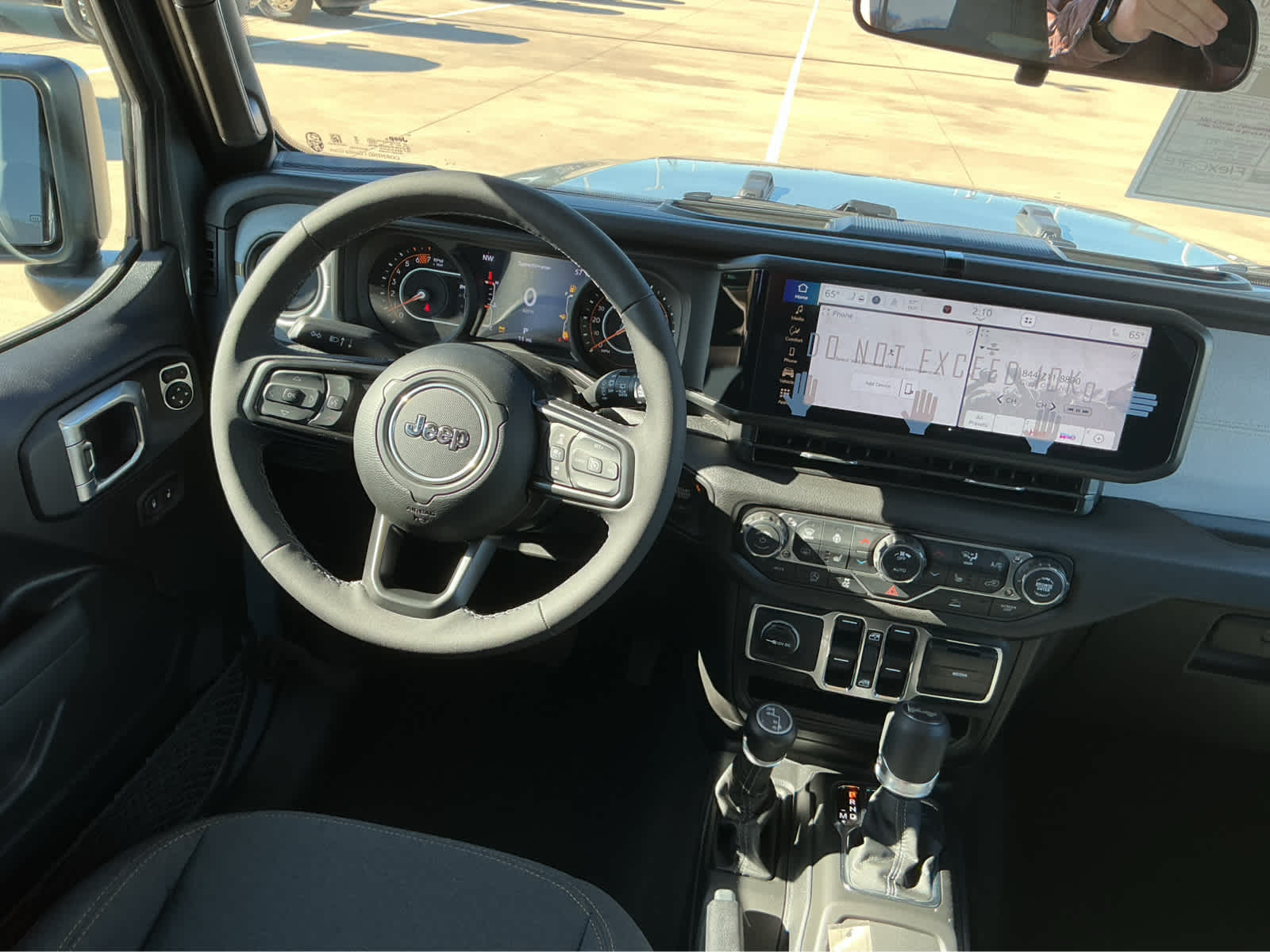 new 2026 Jeep Wrangler car, priced at $45,271