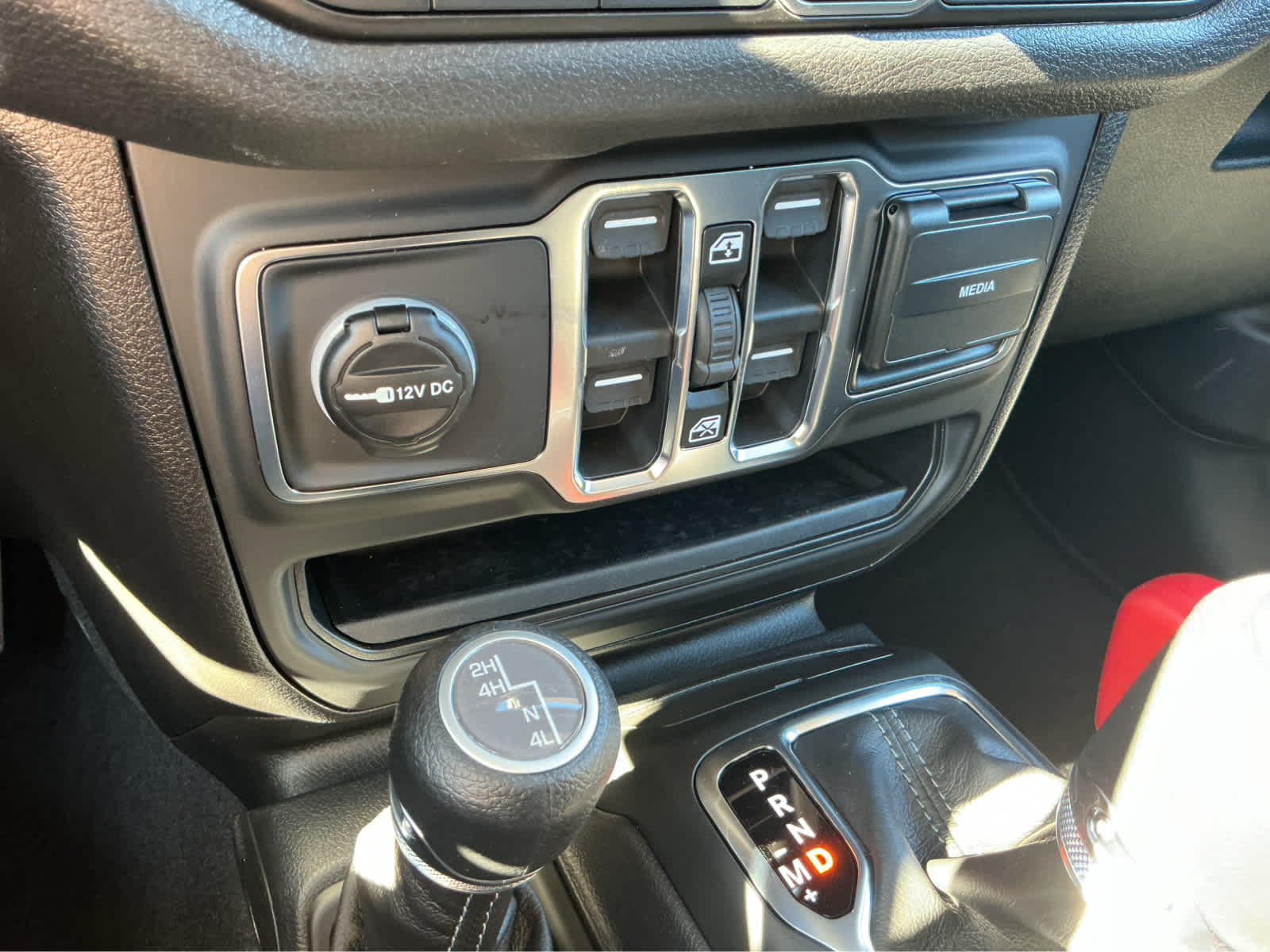 new 2026 Jeep Wrangler car, priced at $45,271