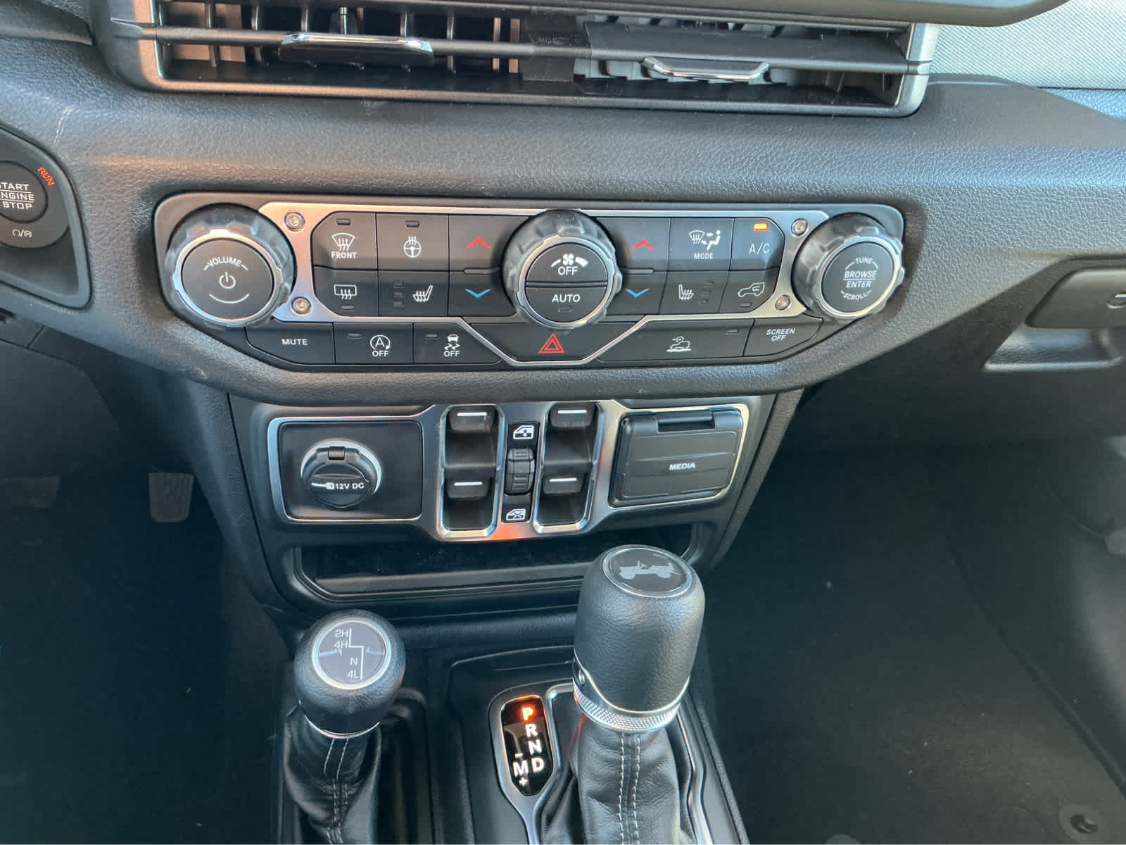 new 2026 Jeep Wrangler car, priced at $45,271