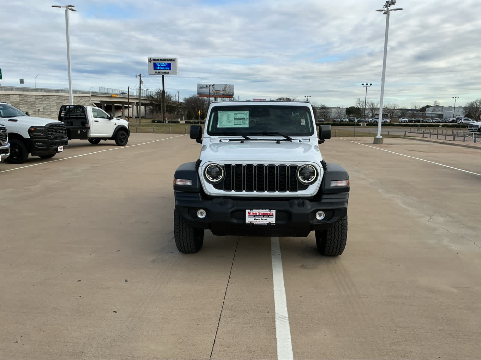 new 2026 Jeep Wrangler car, priced at $44,753