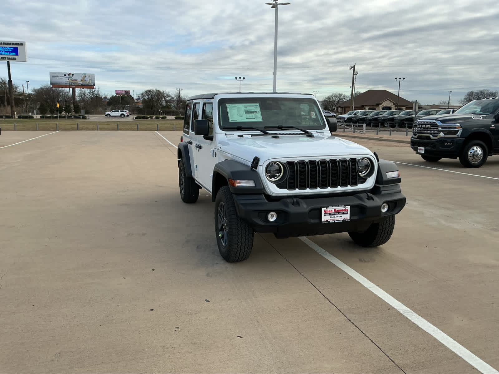 new 2026 Jeep Wrangler car, priced at $44,753