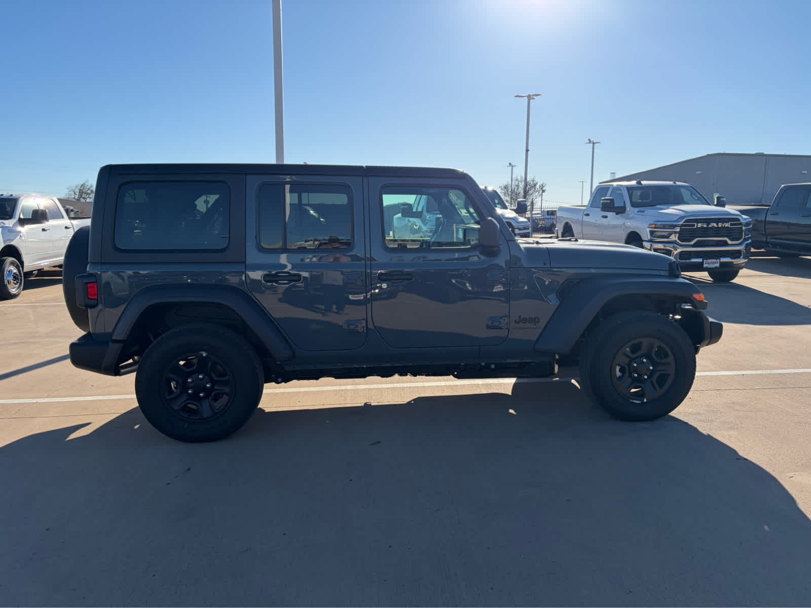 new 2026 Jeep Wrangler car, priced at $46,575