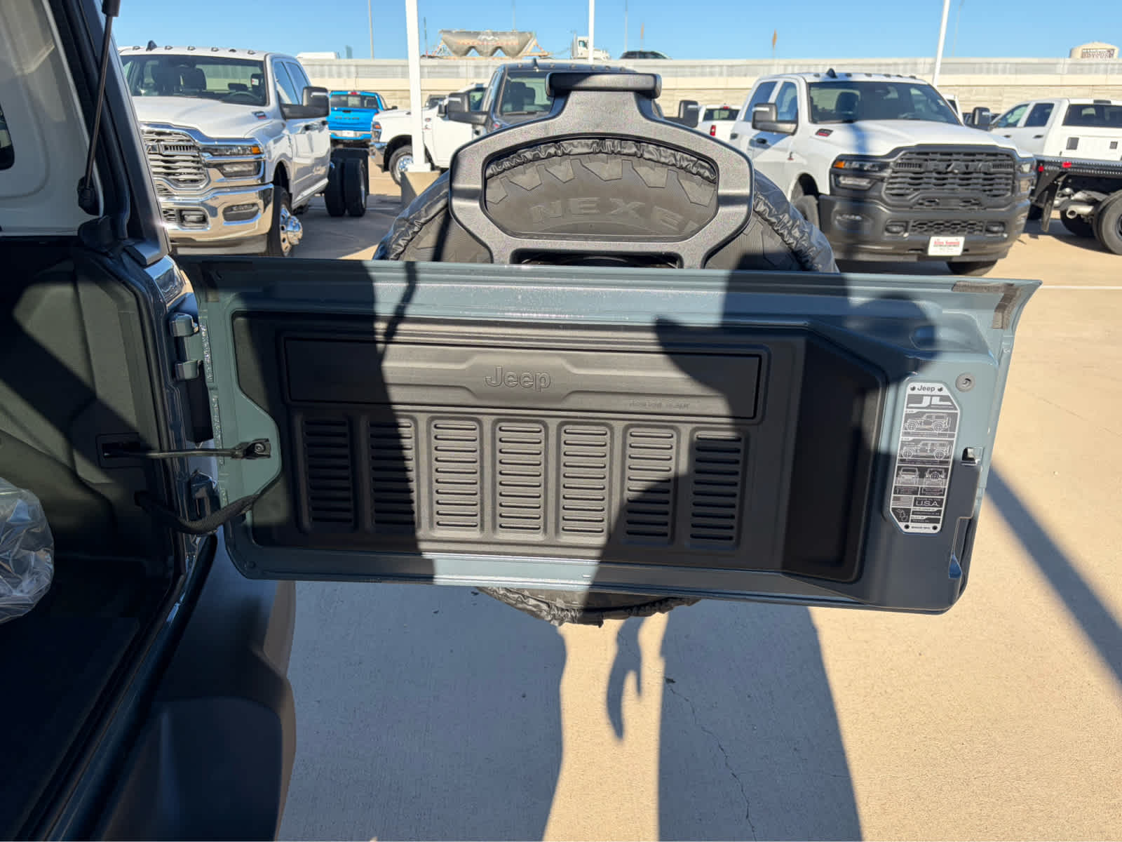 new 2026 Jeep Wrangler car, priced at $46,575