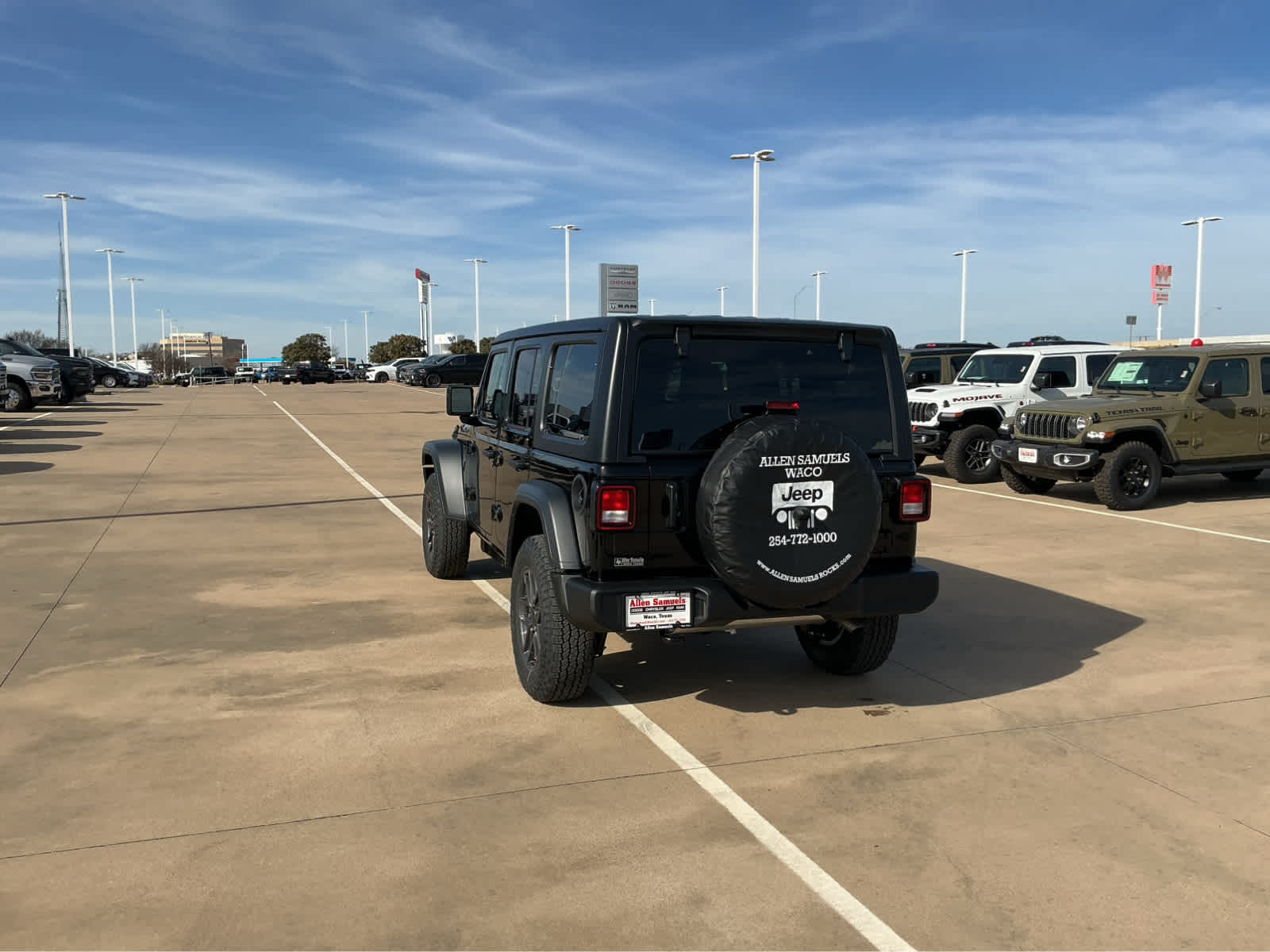 new 2026 Jeep Wrangler car, priced at $43,961