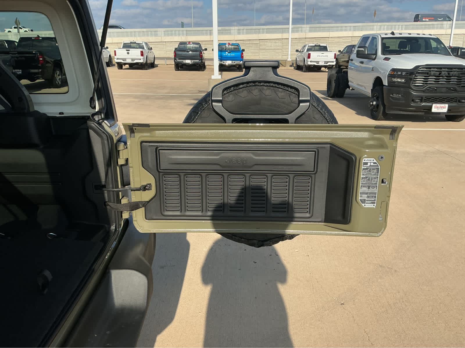 new 2026 Jeep Wrangler car, priced at $42,322