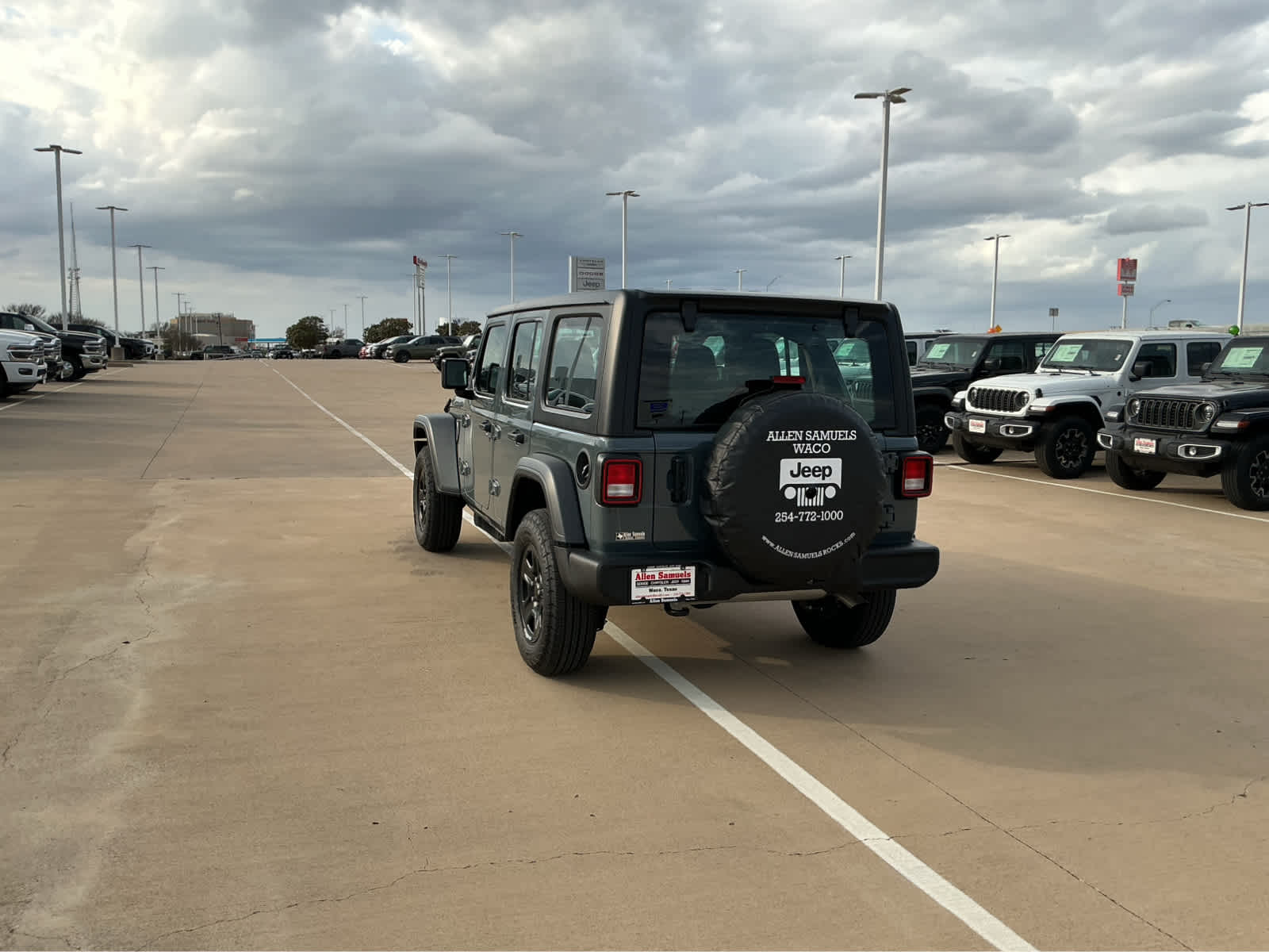 new 2026 Jeep Wrangler car, priced at $41,804