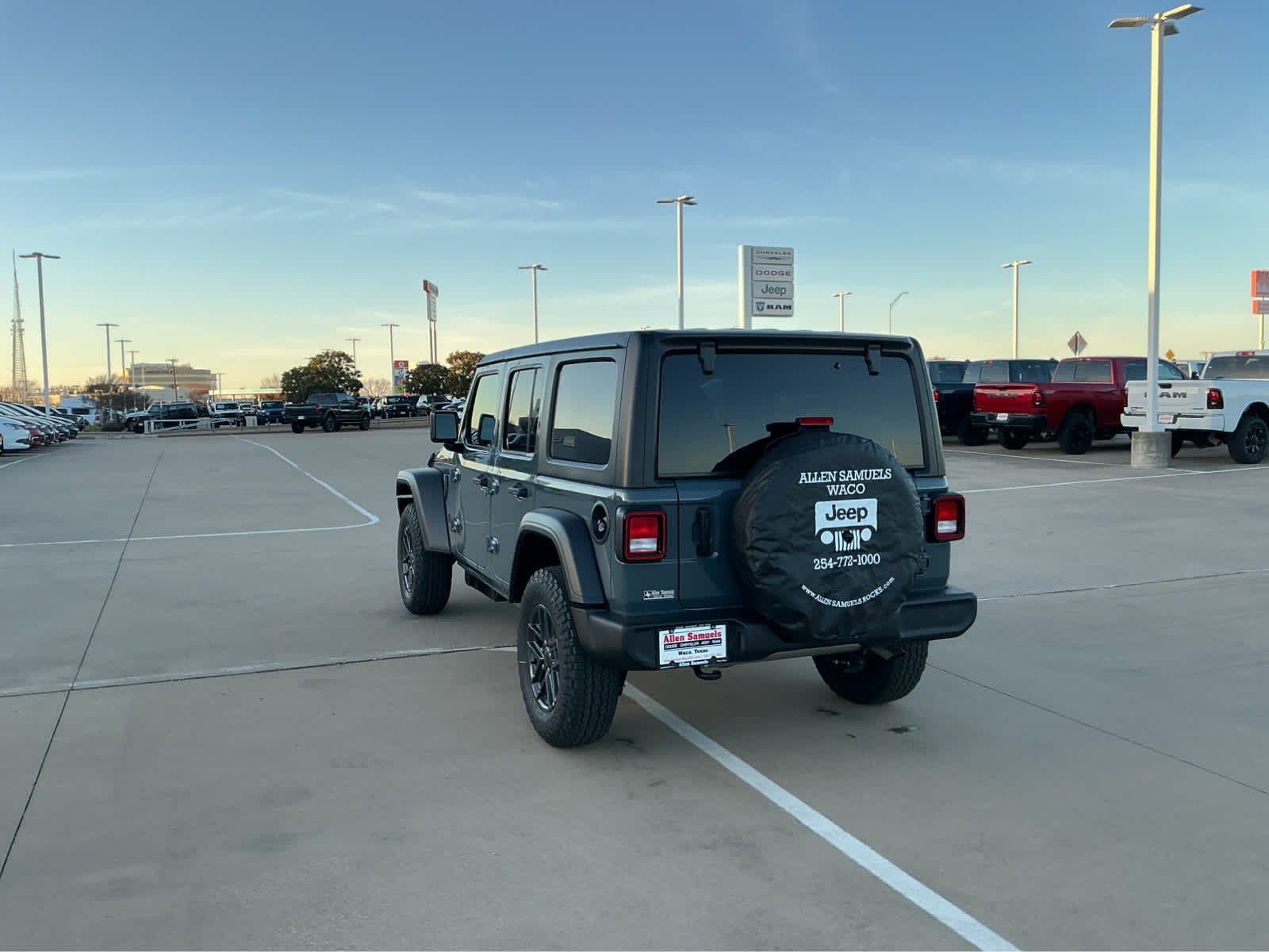 new 2026 Jeep Wrangler car, priced at $43,461