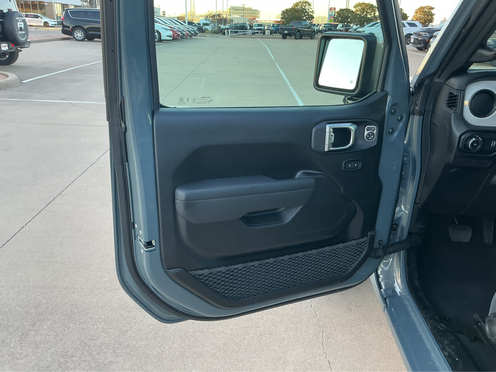 new 2026 Jeep Wrangler car, priced at $43,461