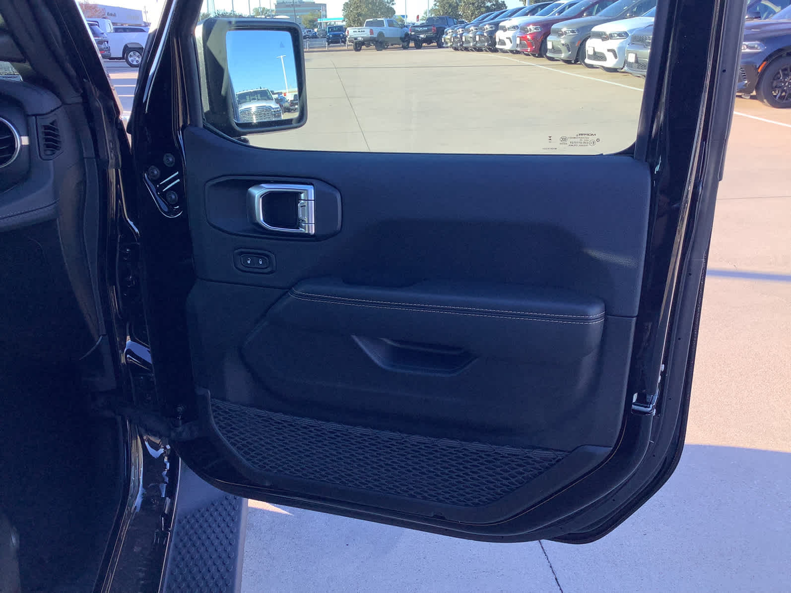 New Car 2025 Jeep Wrangler  Sahara For Sale Under $60,000 In Waco, Texas