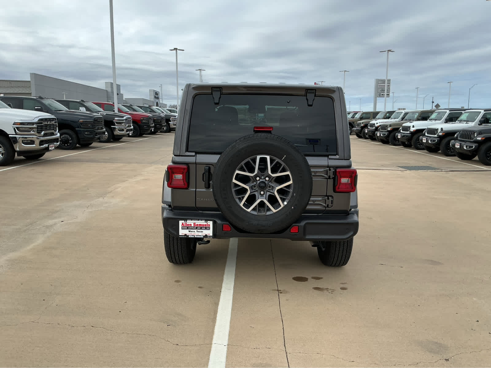 new 2026 Jeep Wrangler car, priced at $52,413
