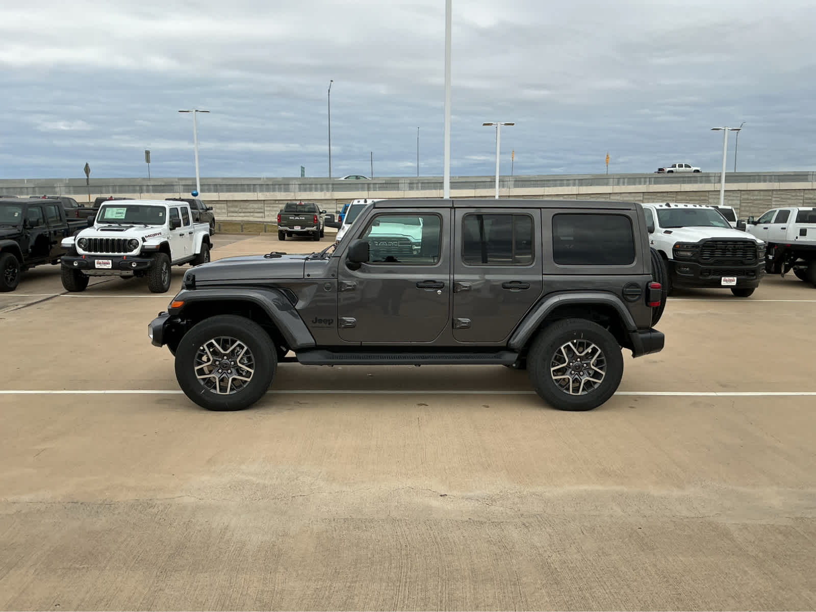 new 2026 Jeep Wrangler car, priced at $52,413
