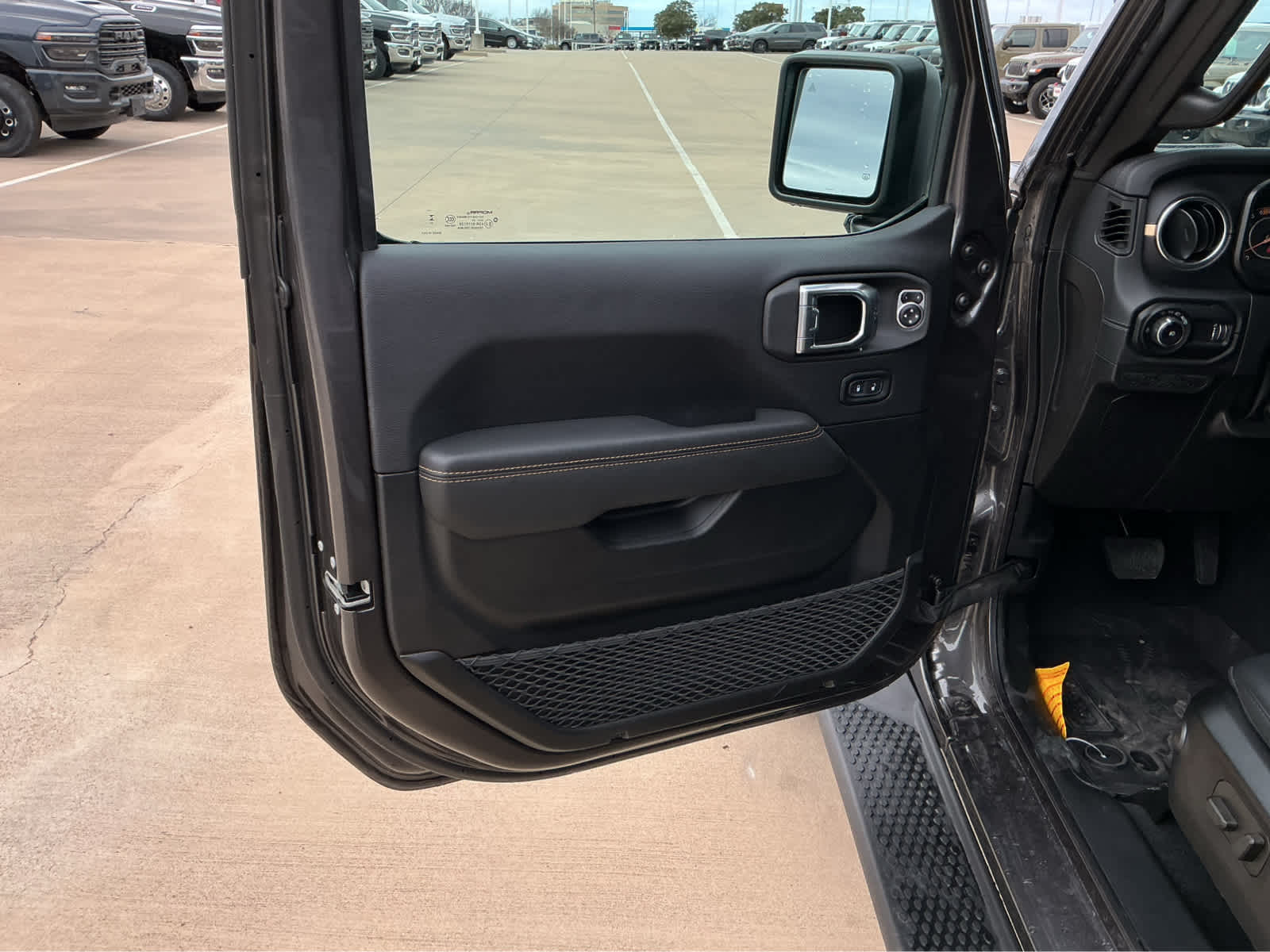 new 2026 Jeep Wrangler car, priced at $52,413