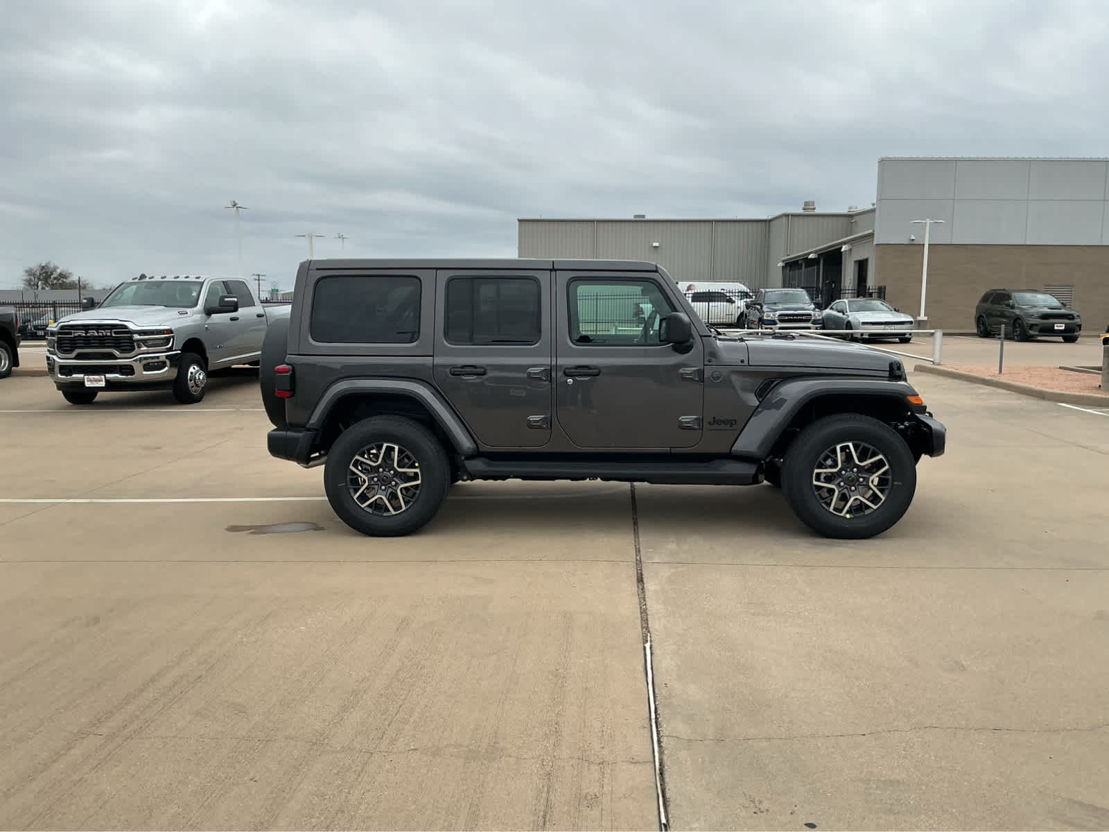 new 2026 Jeep Wrangler car, priced at $55,675