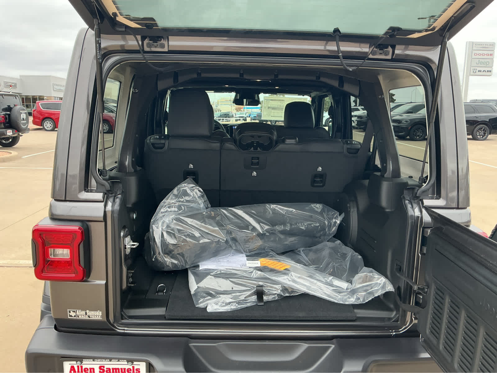 new 2026 Jeep Wrangler car, priced at $55,675