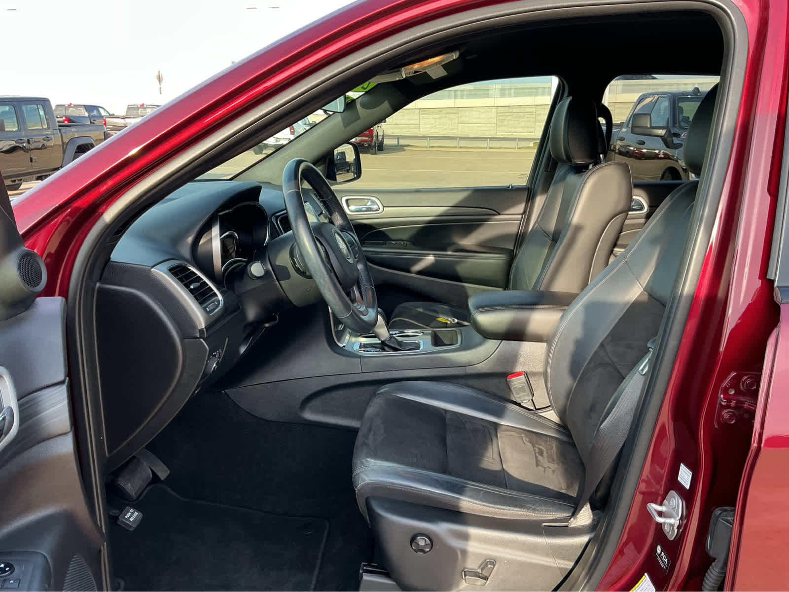 Used Car 2021 Jeep Grand Cherokee  Laredo X For Sale Under $25,000 In Waco, Texas