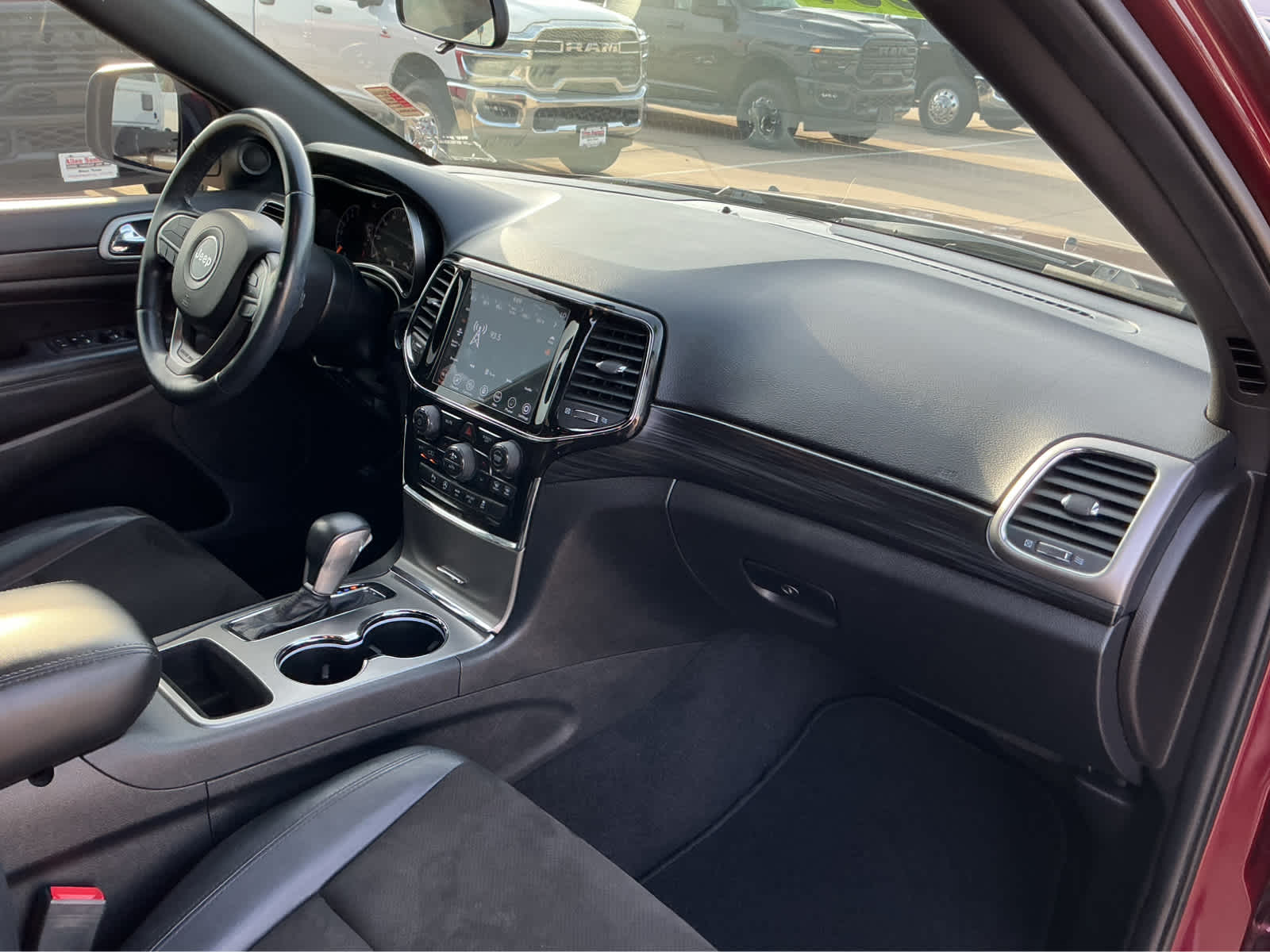 Used Car 2021 Jeep Grand Cherokee  Laredo X For Sale Under $25,000 In Waco, Texas