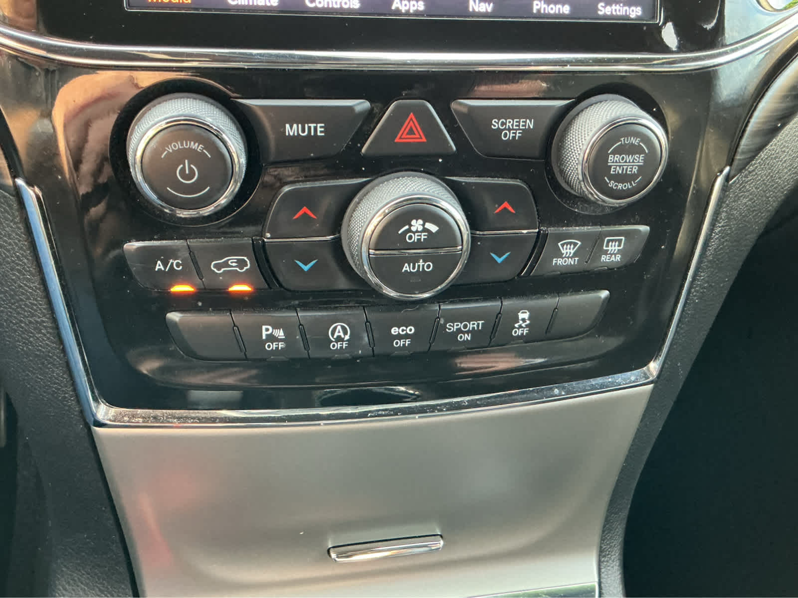 Used Car 2021 Jeep Grand Cherokee  Laredo X For Sale Under $25,000 In Waco, Texas