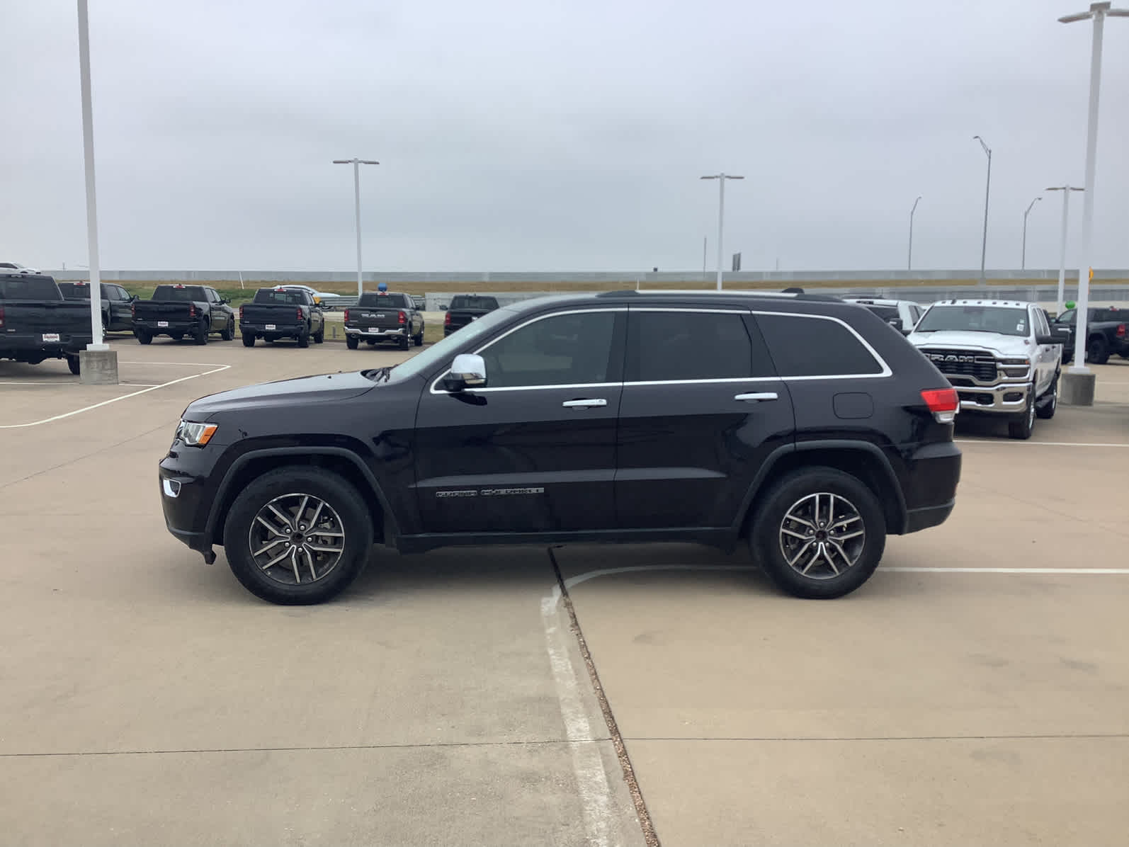 Used Car 2019 Jeep Grand Cherokee  Limited For Sale Under $25,000 In Waco, Texas