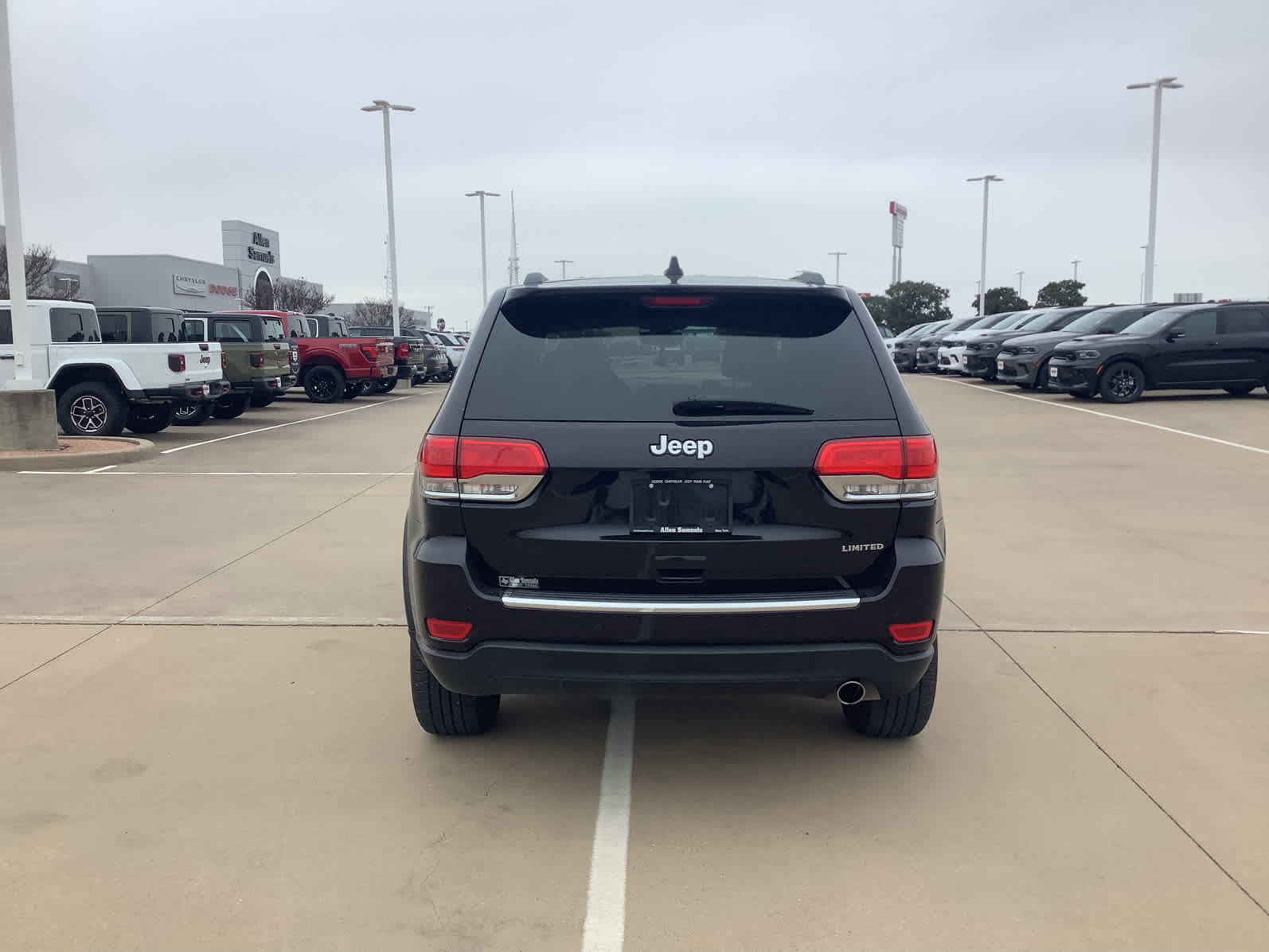 Used Car 2019 Jeep Grand Cherokee  Limited For Sale Under $25,000 In Waco, Texas