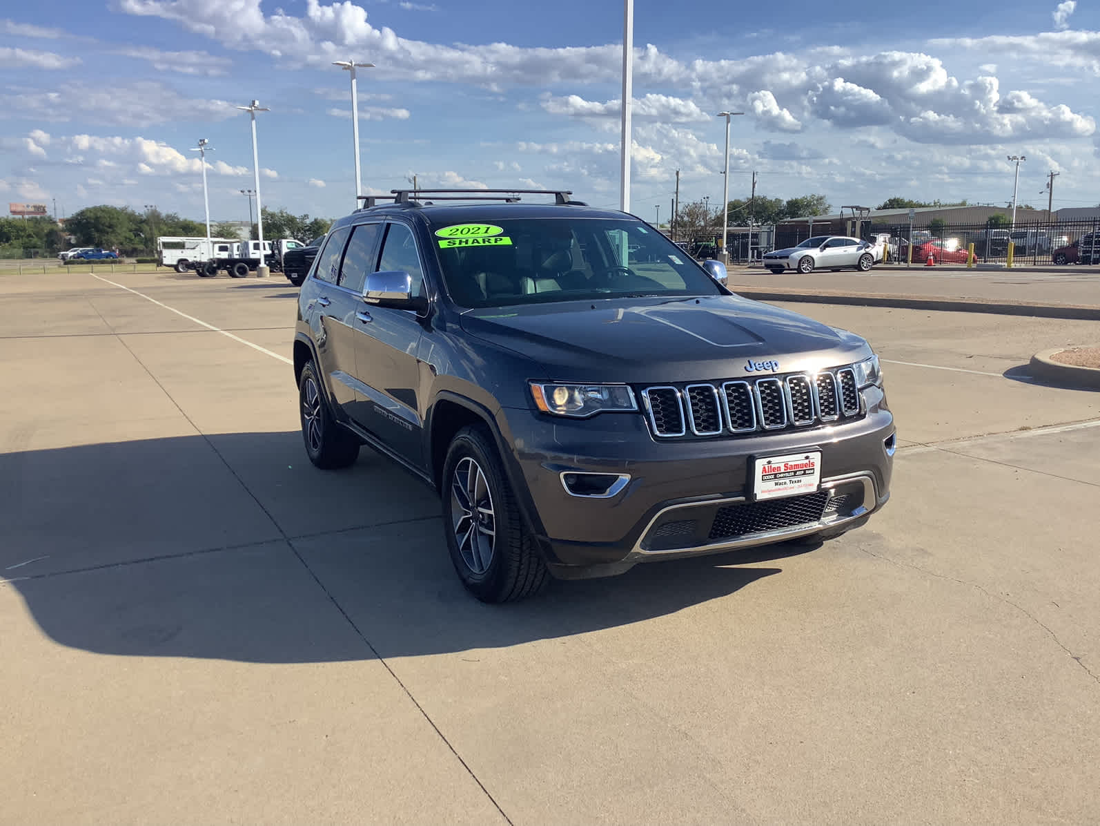 Used Car 2021 Jeep Grand Cherokee  Limited For Sale Under $25,000 In Waco, Texas