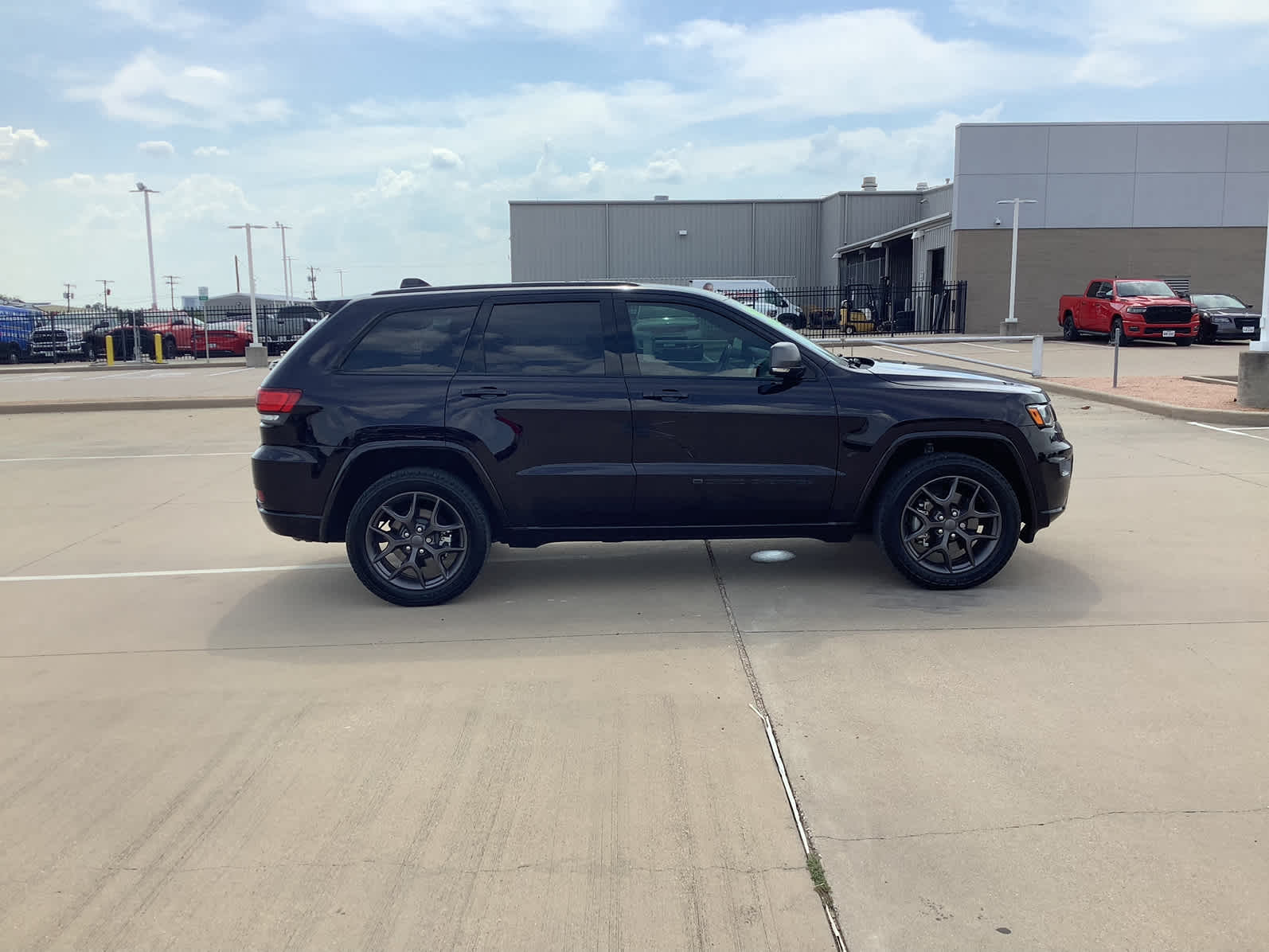 Used Car 2021 Jeep Grand Cherokee  80th Anniversary For Sale Under $35,000 In Waco, Texas